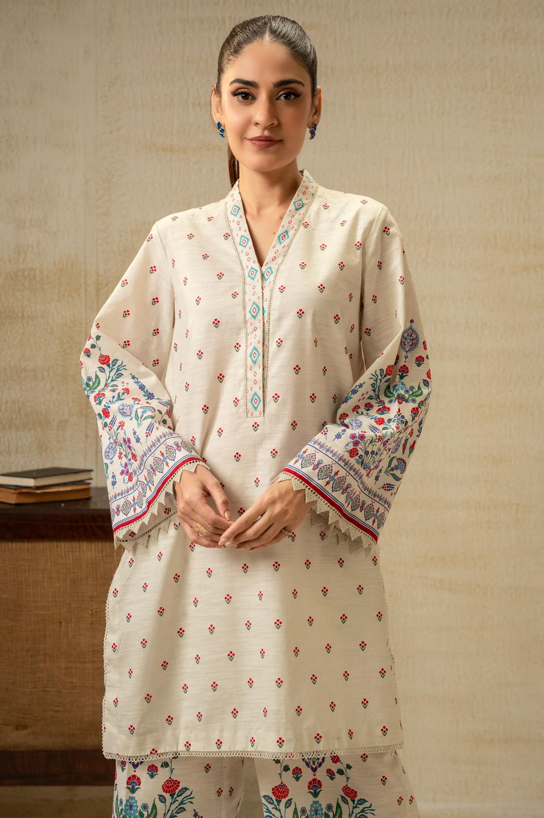UNSTITCHED PRINTED SHIRT BOTTOM SUIT - Image 4