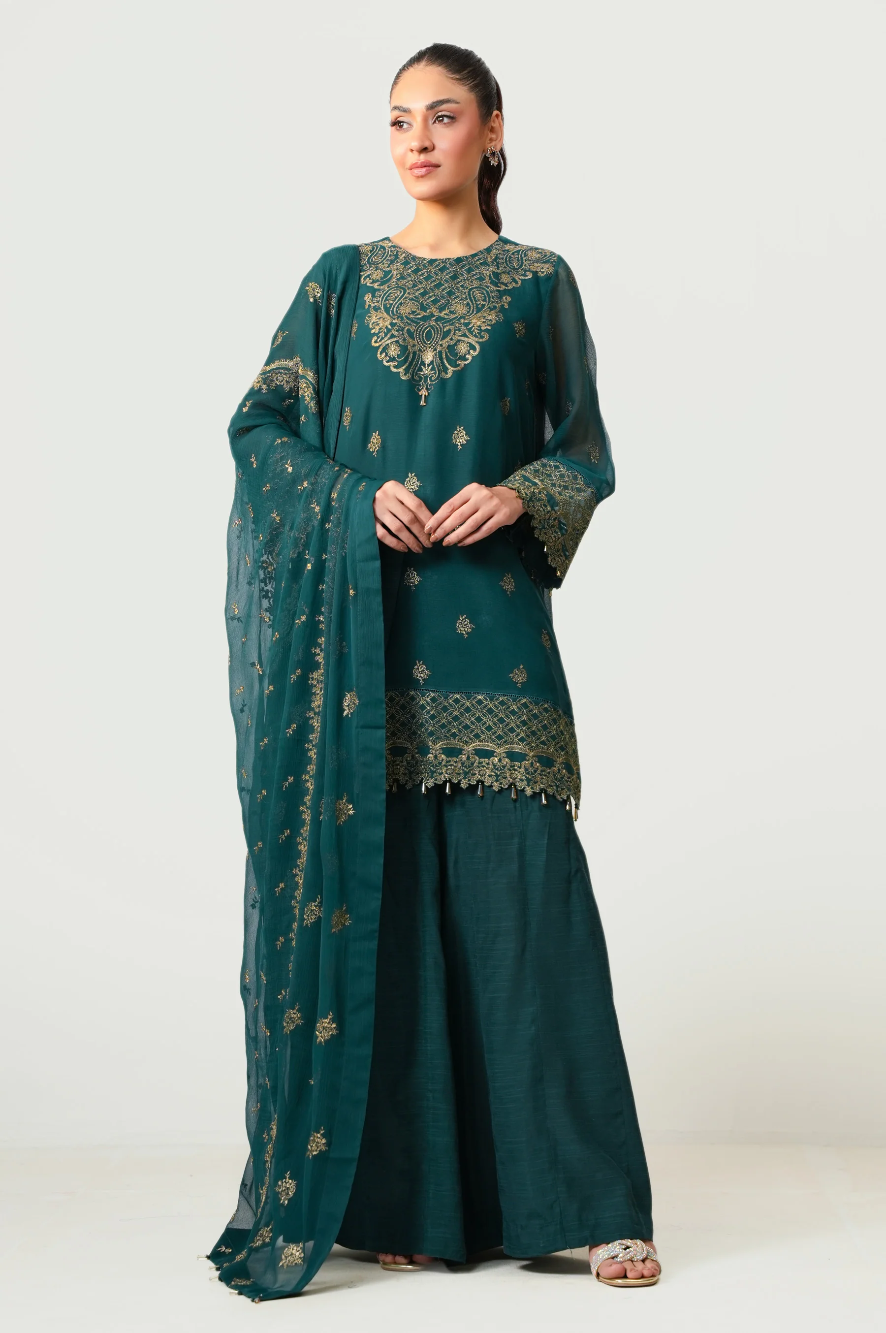 UNSTITCHED EMBROIDERED SUIT - Image 6