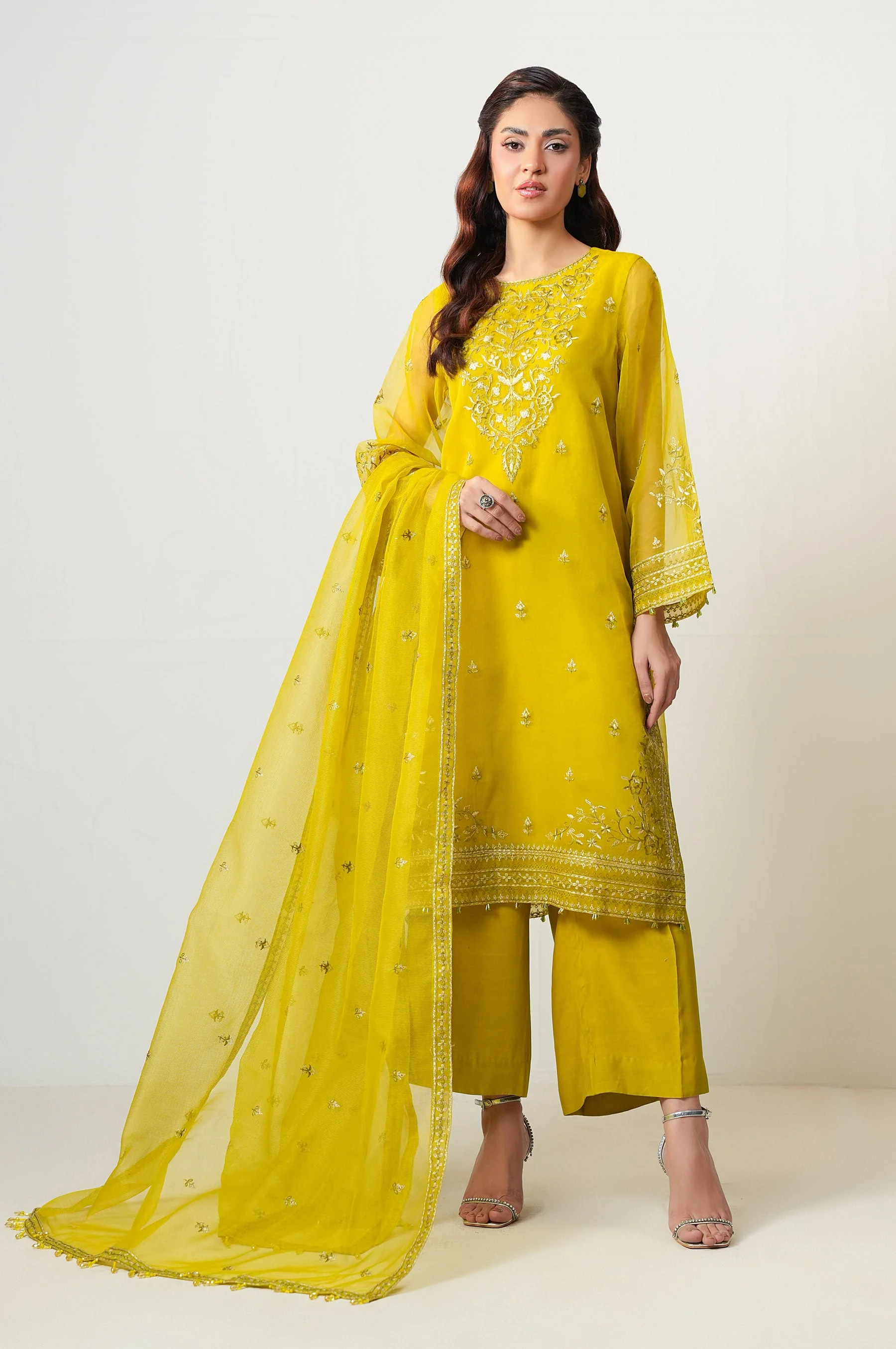 STITCHED EMBROIDERED SUIT (FACTORY E-OUTLET)
