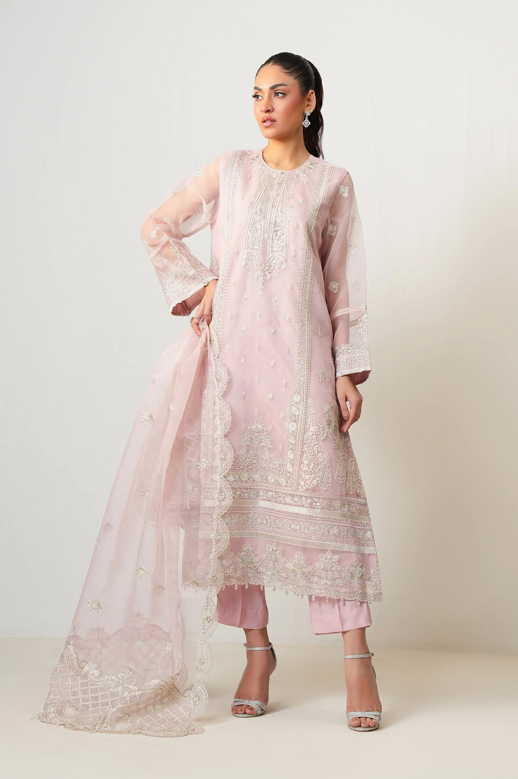 EMBROIDERED SUIT - Image 6