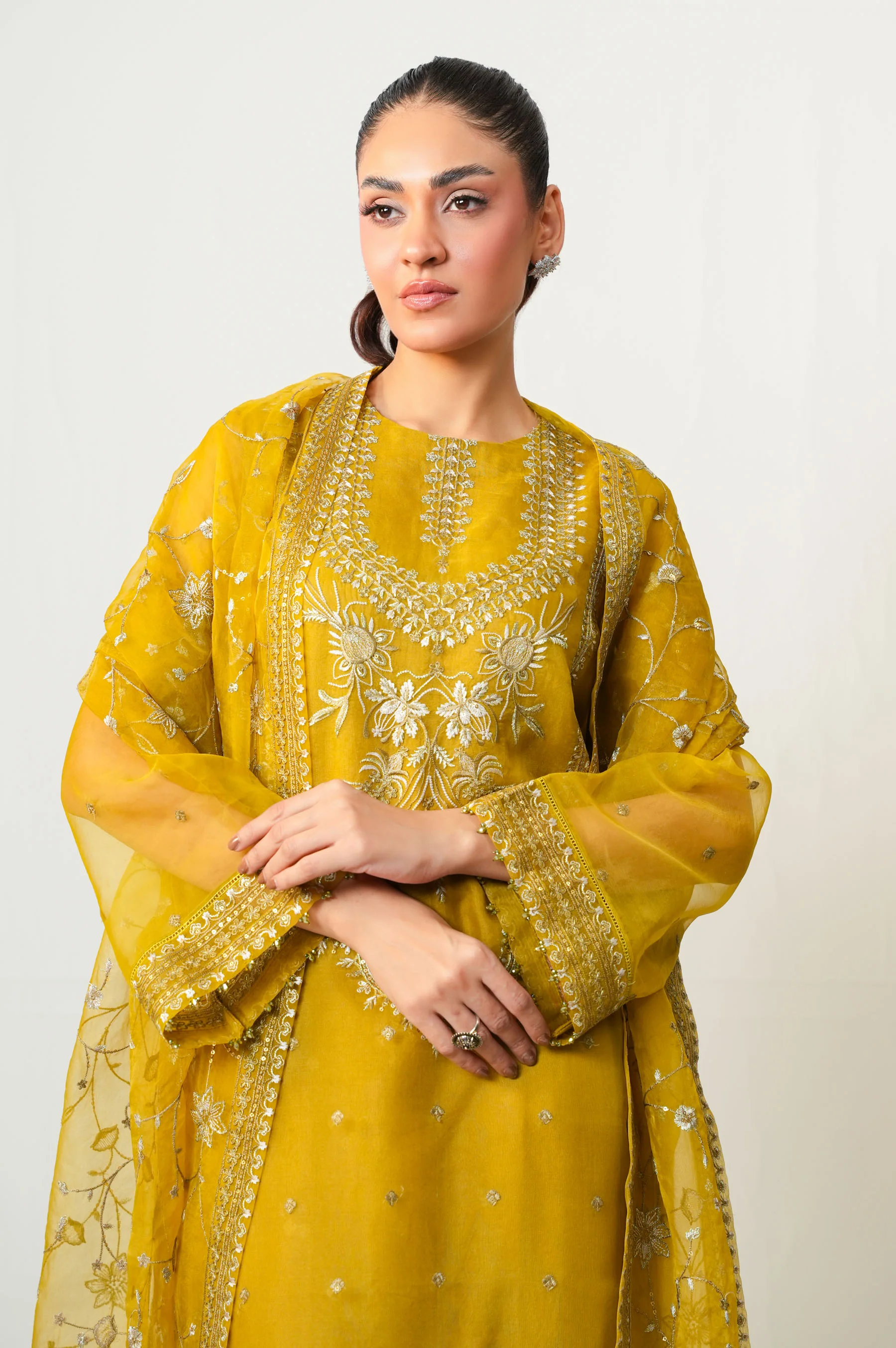 UNSTITCHED 3 PIECE EMBROIDERED SUIT - Image 7