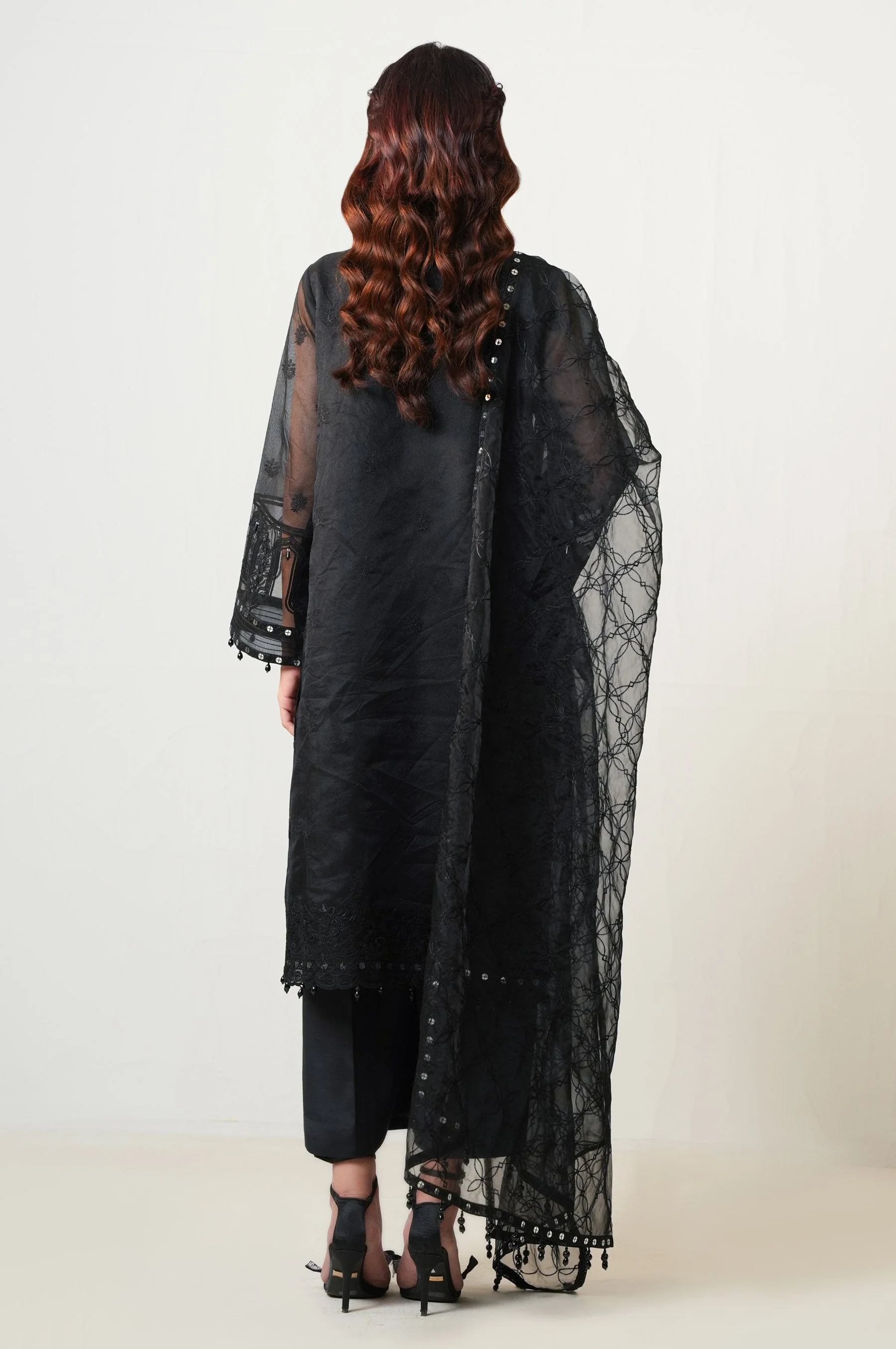 EMBROIDERED SUIT - Image 4
