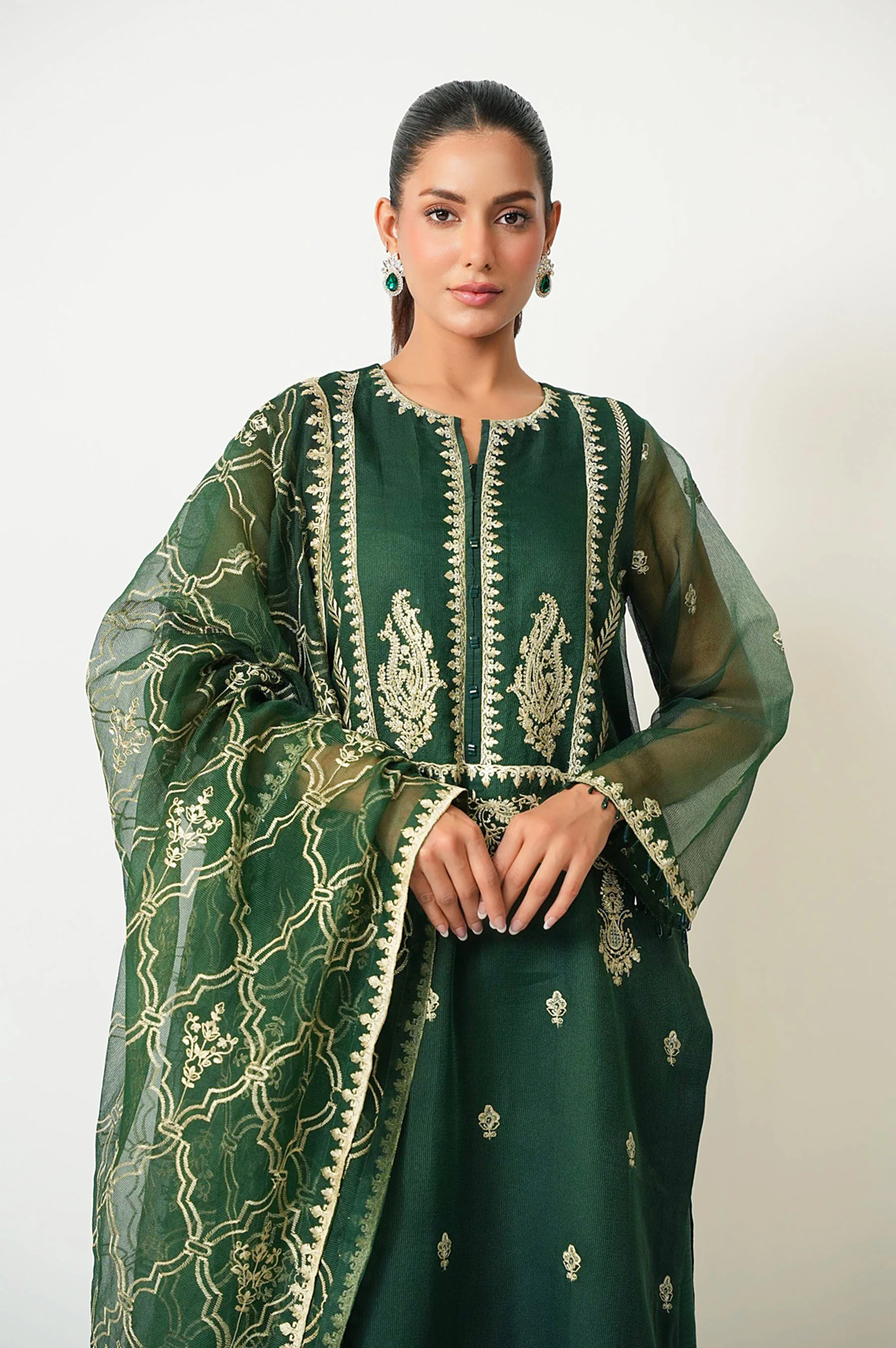 UNSTITCHED 3 PIECE EMBROIDERED SUIT - Image 2