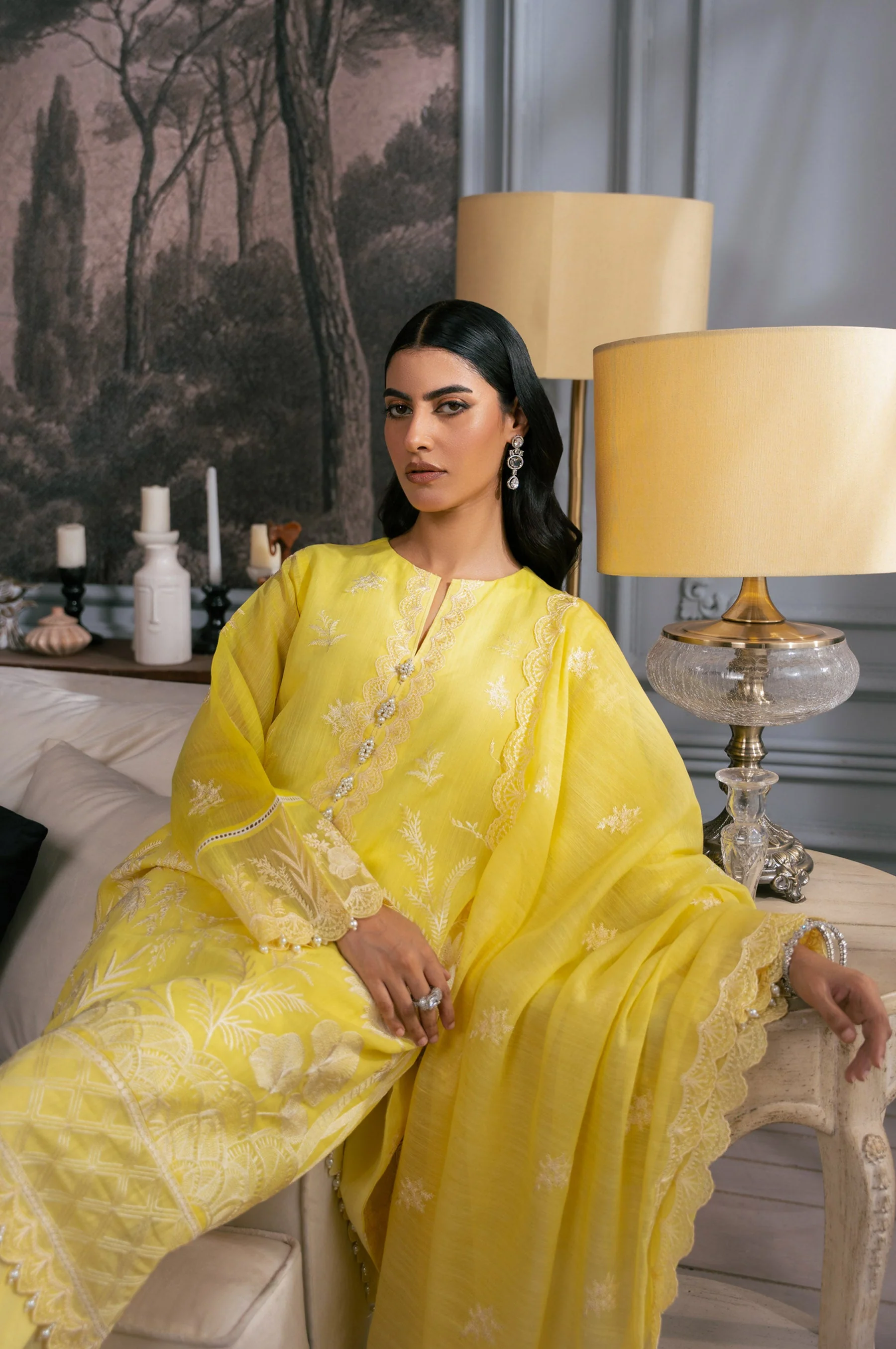 EMBROIDERED SUIT - Image 2