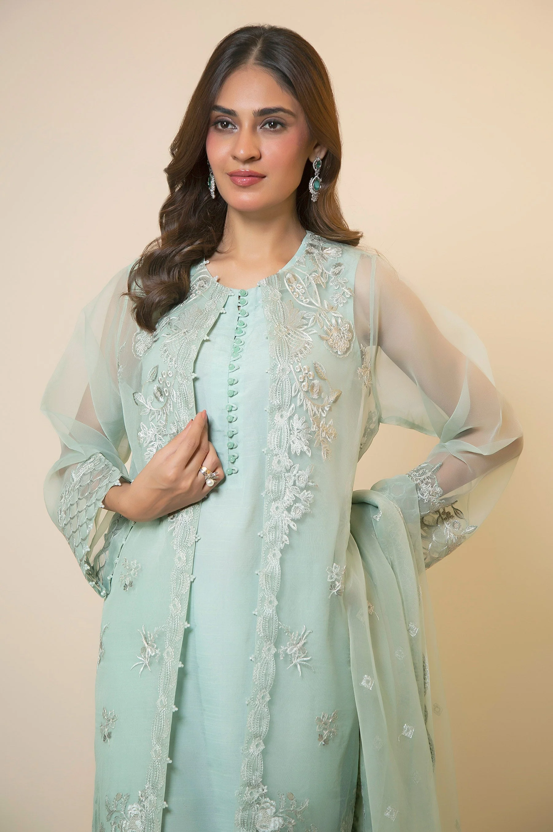 EMBROIDERED SUIT - Image 4