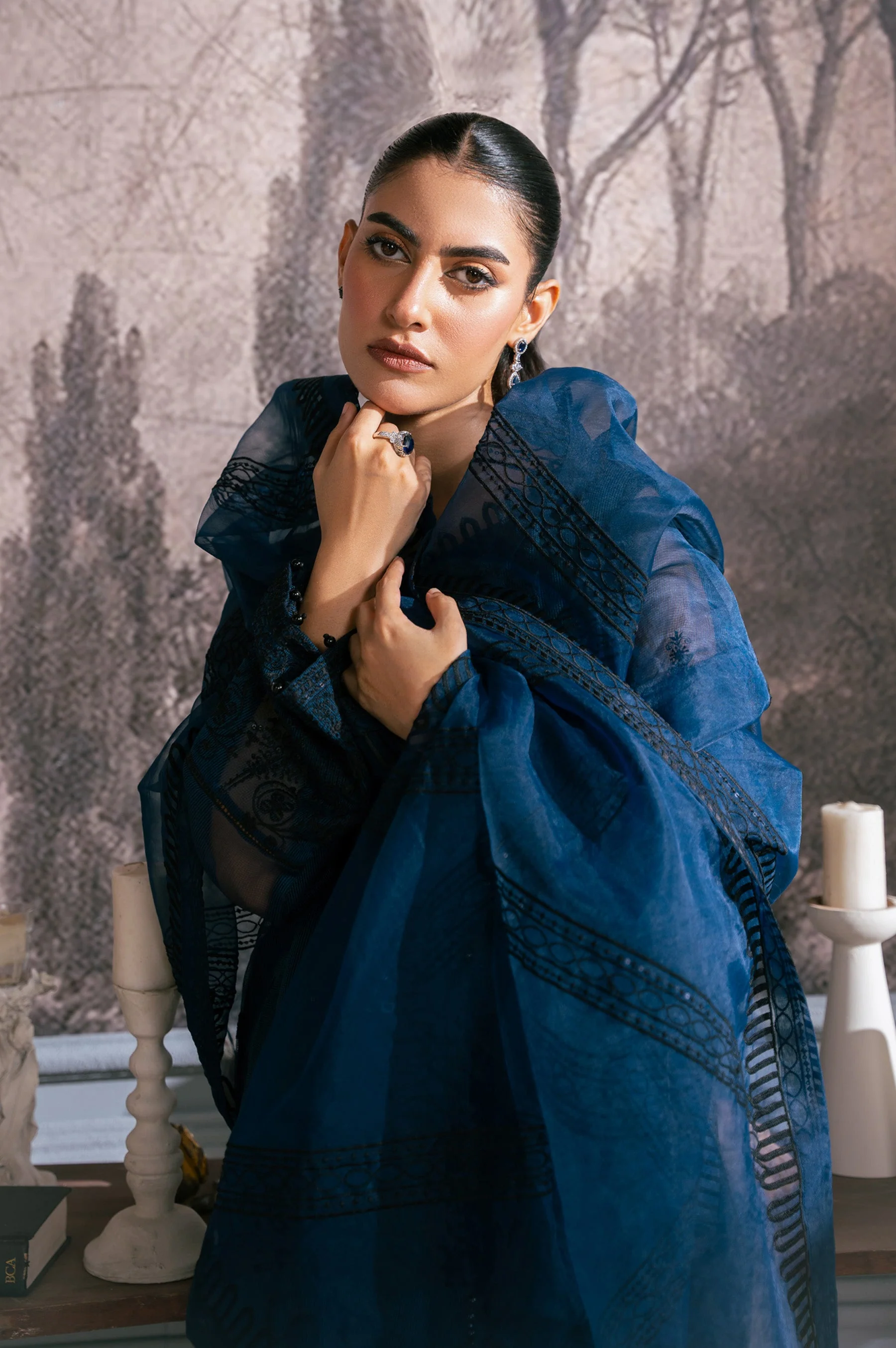 EMBROIDERED SUIT - Image 5