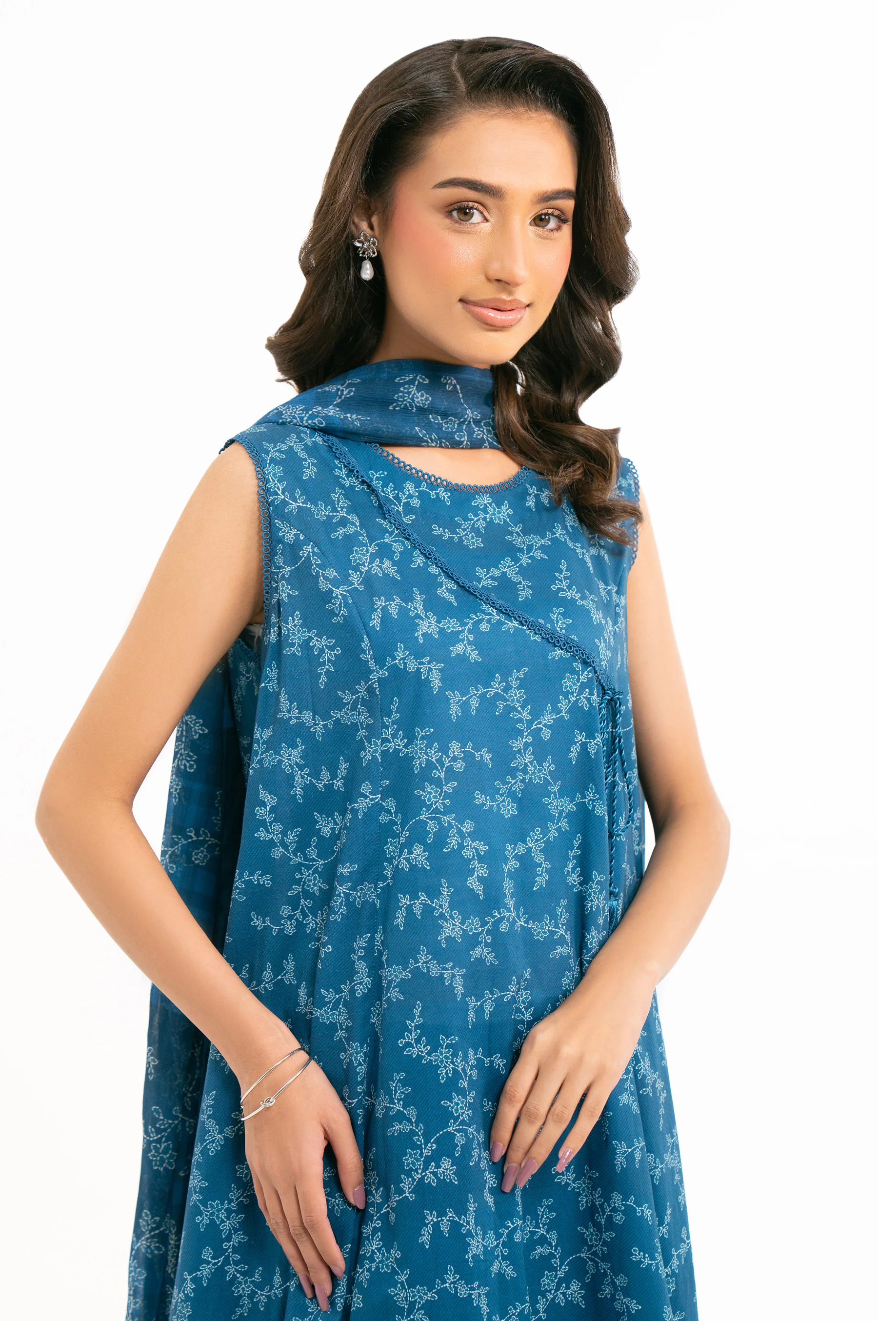 UNSTITCHED DIGITAL PRINTED SUIT - Image 2