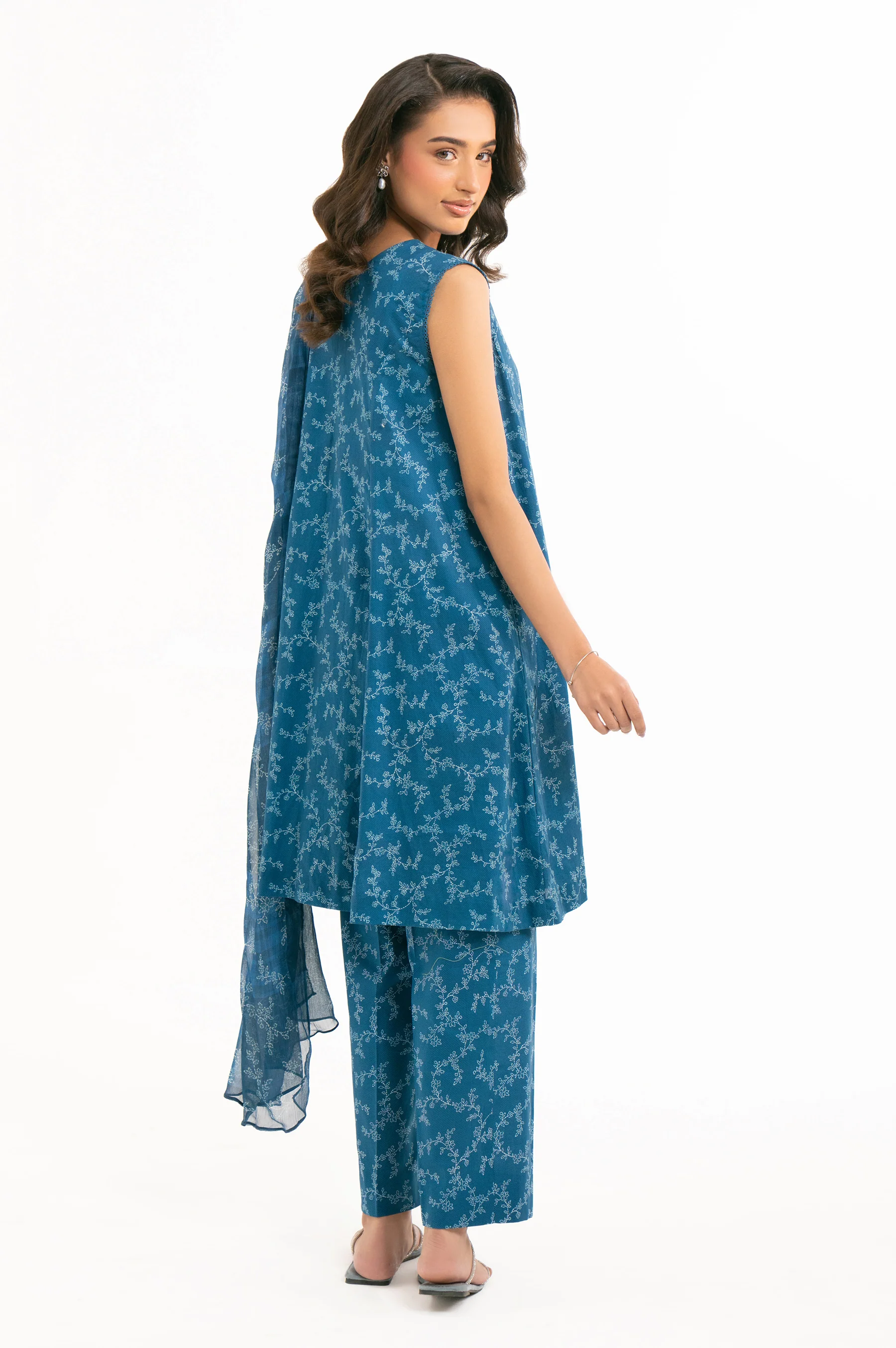 UNSTITCHED DIGITAL PRINTED SUIT - Image 3