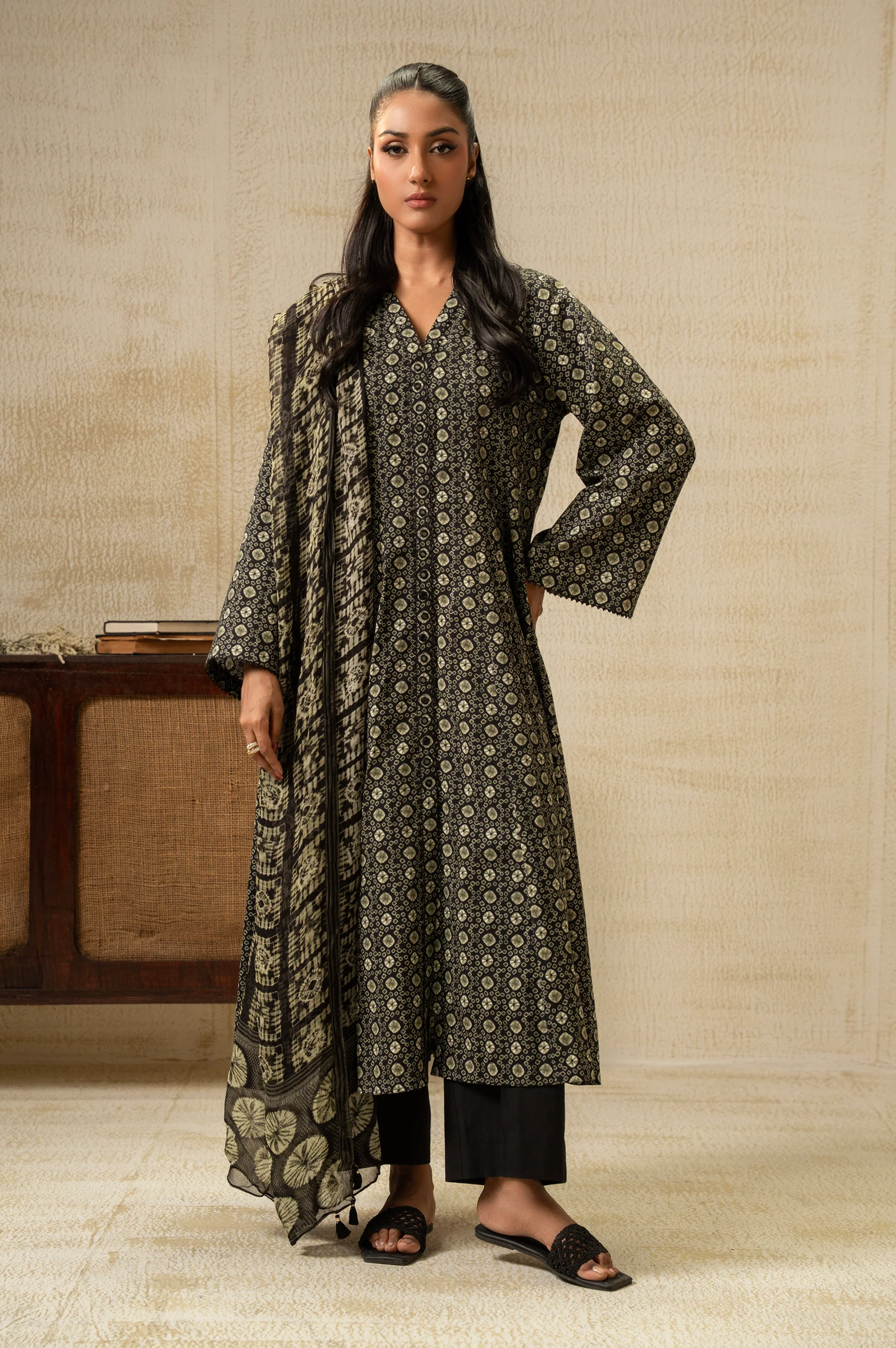 UNSTITCHED DIGITAL PRINTED SUIT