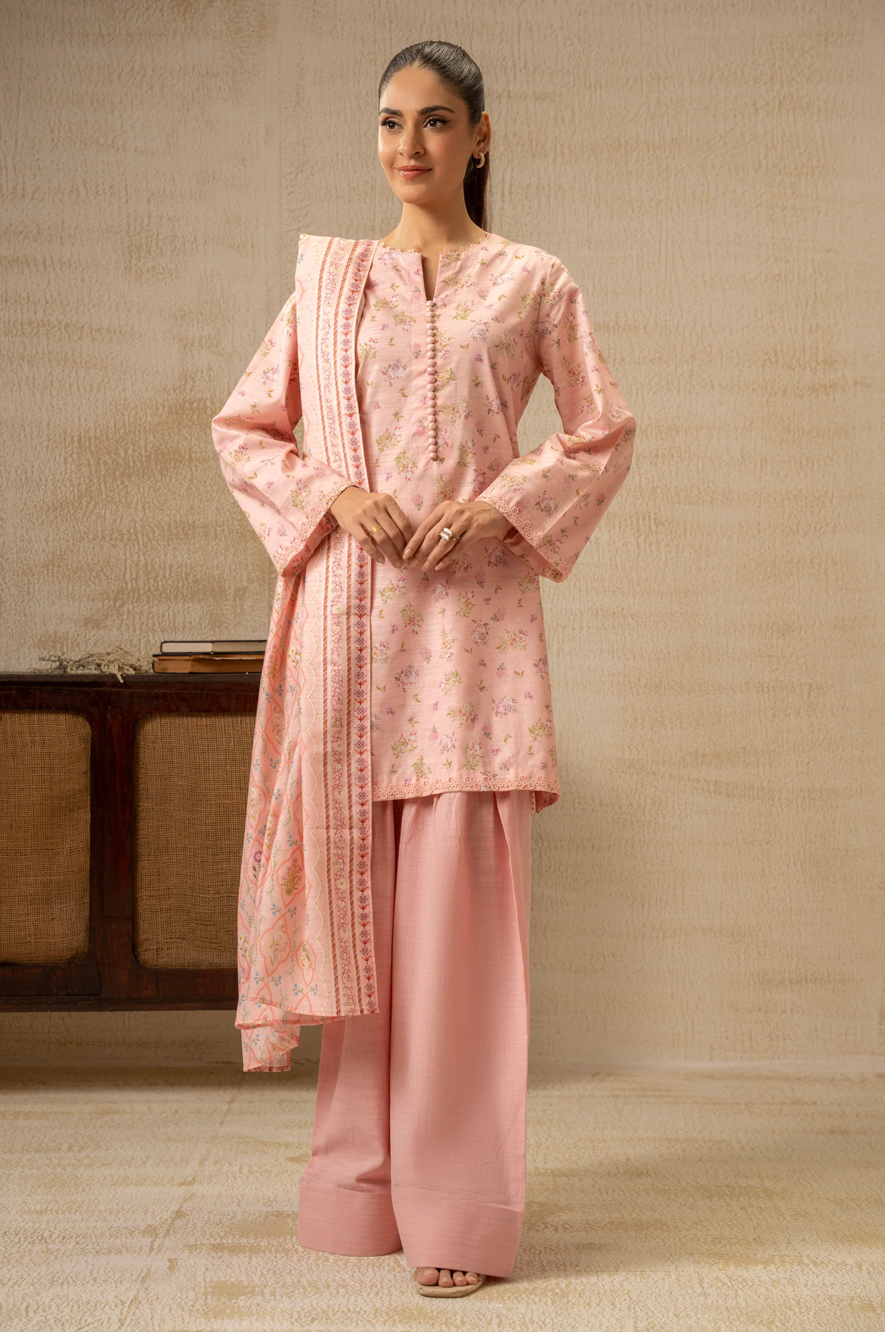UNSTITCHED DIGITAL PRINTED SUIT - Image 5