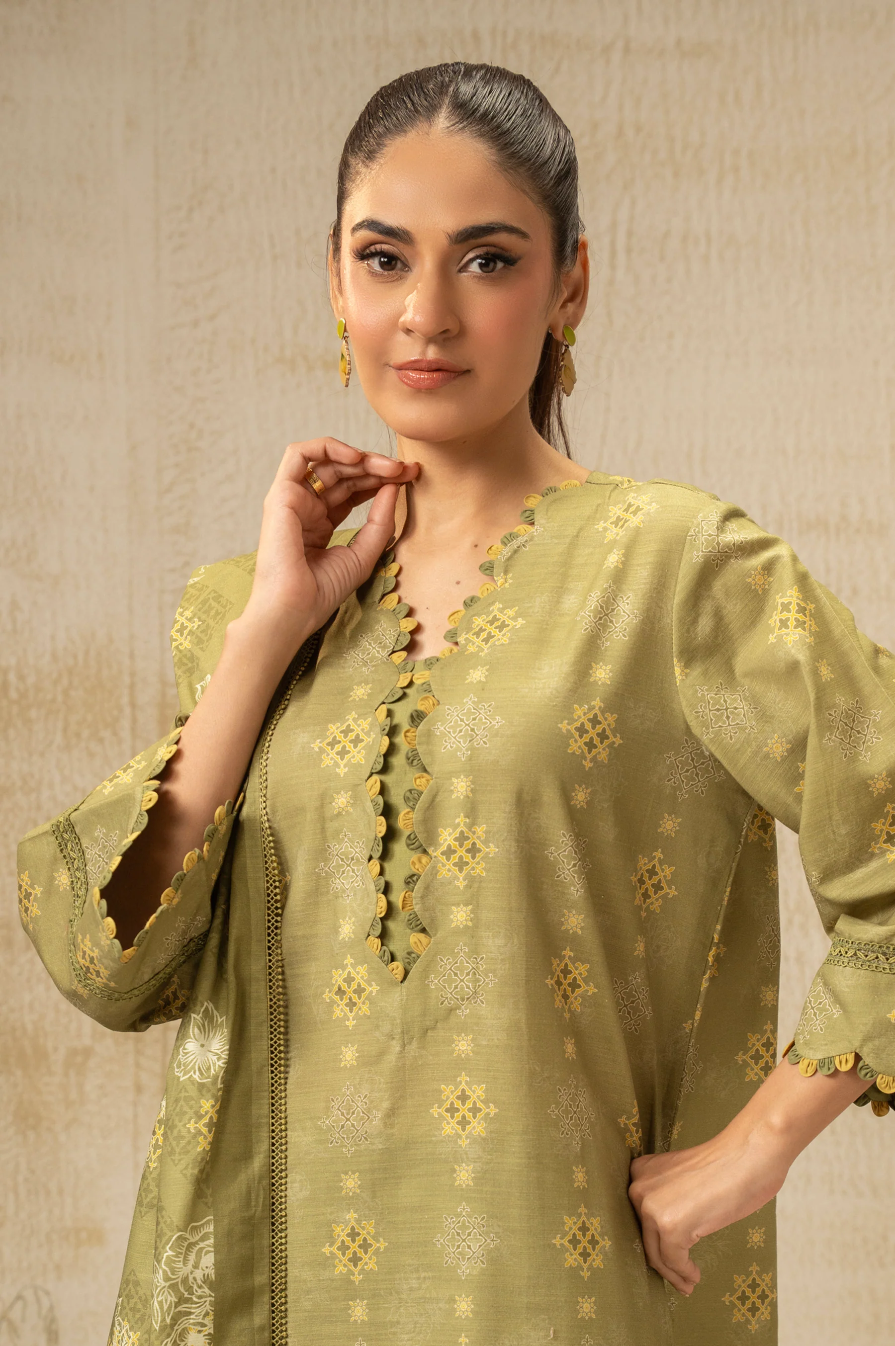 UNSTITCHED DIGITAL PRINTED SUIT - Image 7
