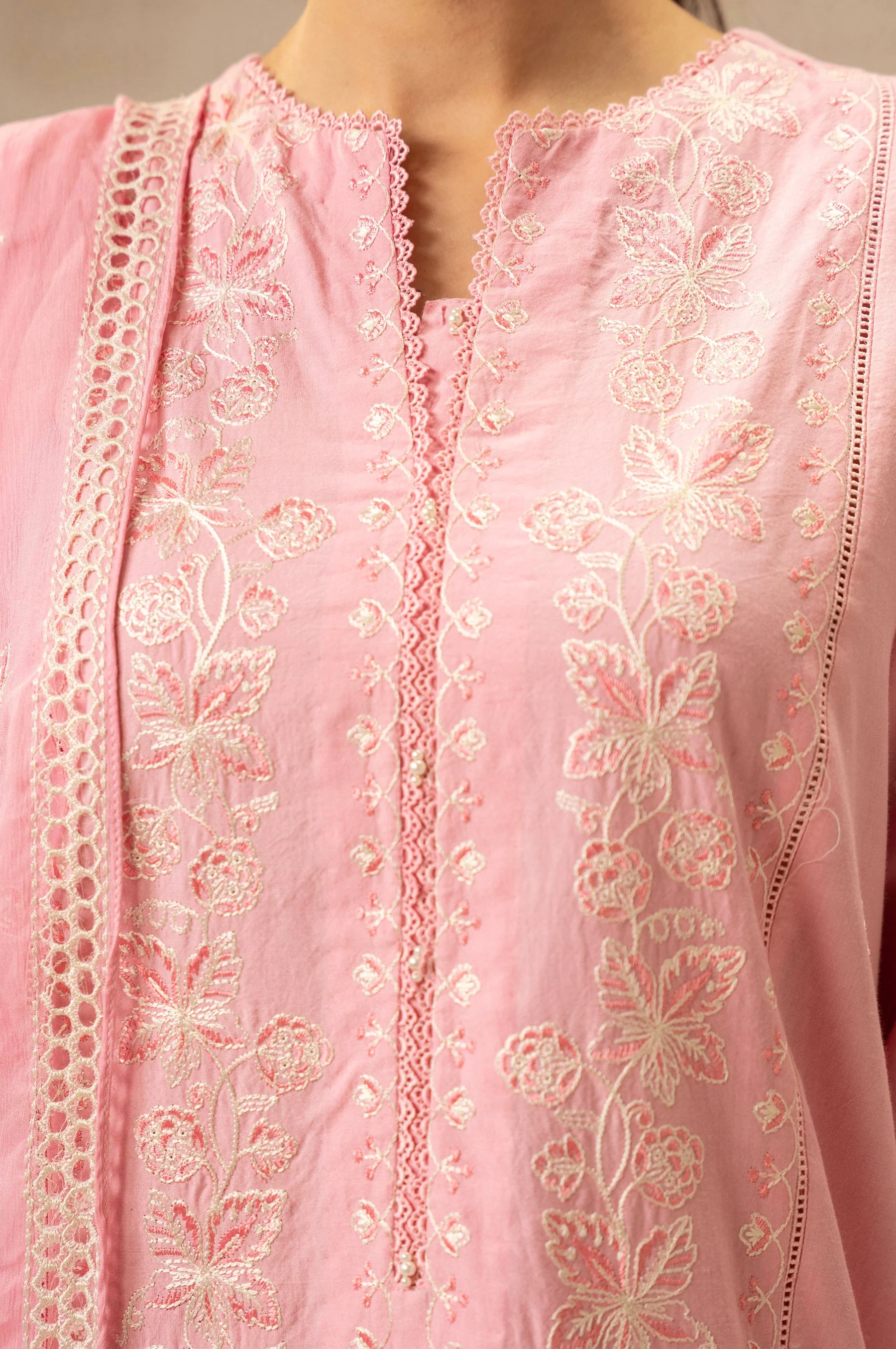 UNSTITCHED EMBROIDERED SUIT (FACTORY E-OUTLET) - Image 2