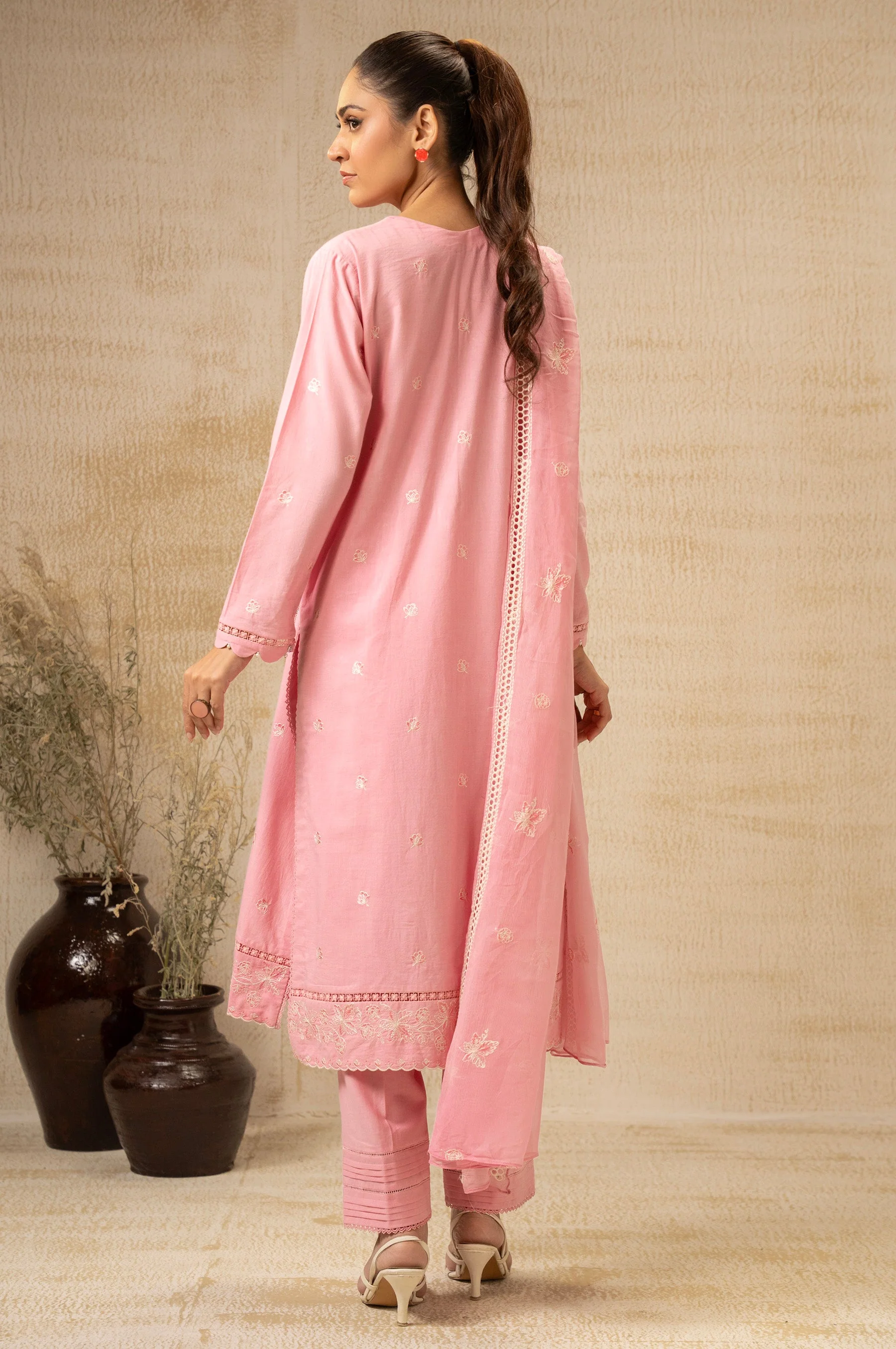 UNSTITCHED EMBROIDERED SUIT (FACTORY E-OUTLET) - Image 4