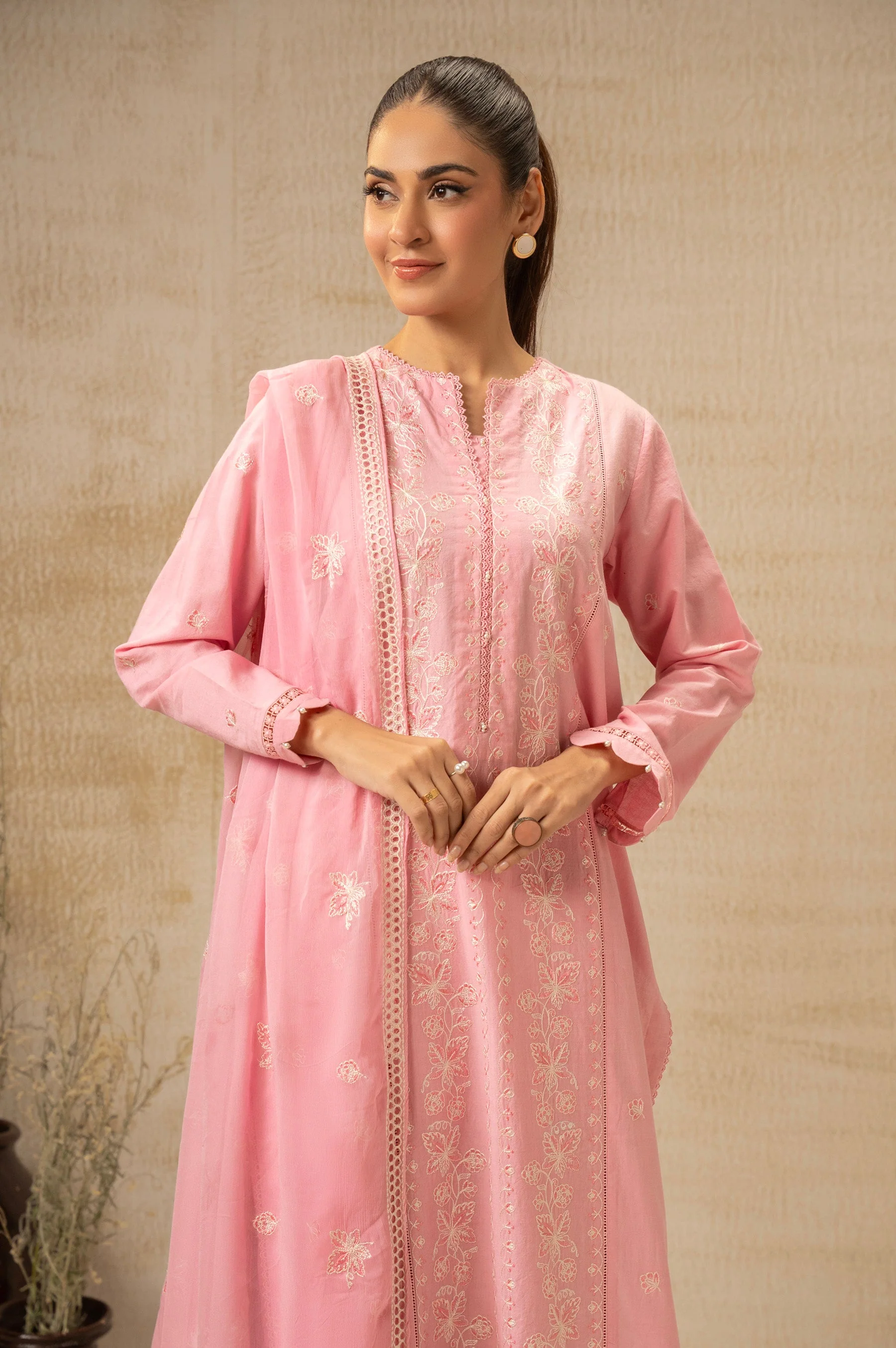 UNSTITCHED EMBROIDERED SUIT (FACTORY E-OUTLET) - Image 6