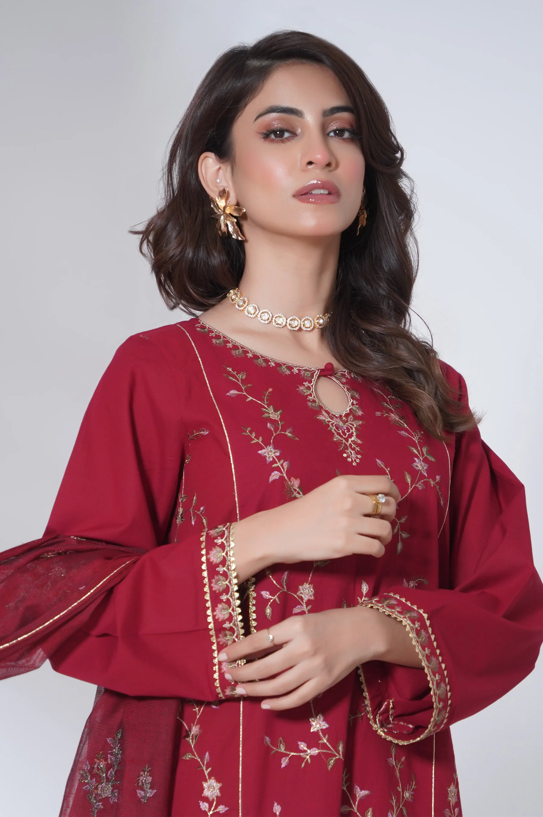 3 Piece Unstitched Embroidered Cambric Suit - Image 4