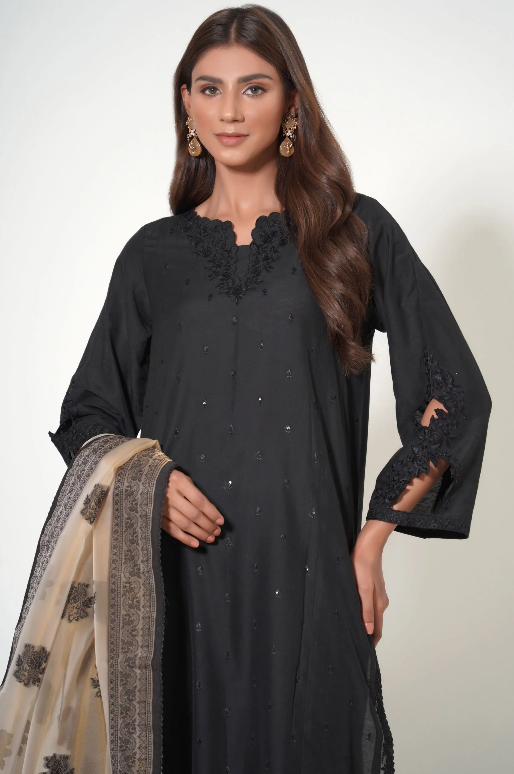 Unstitched 3 Piece Embroidered Cotton Silk Suit - Image 4
