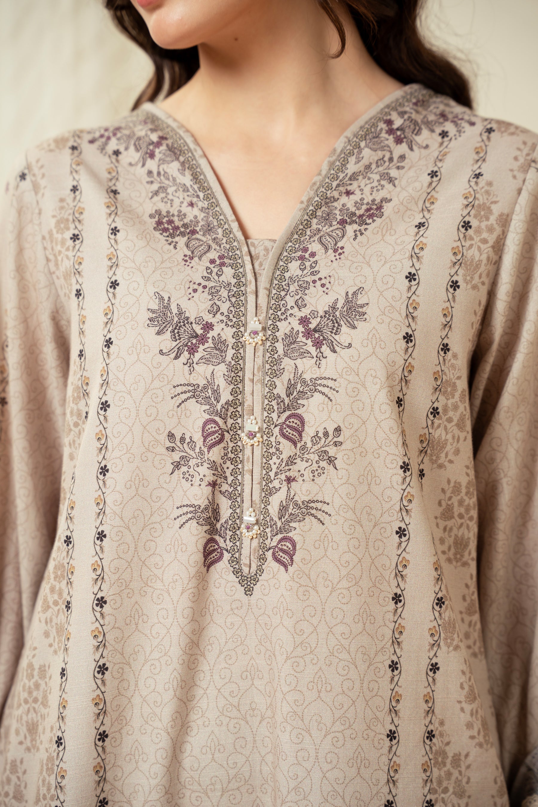 UNSTITCHED PRINTED SUIT - Image 2