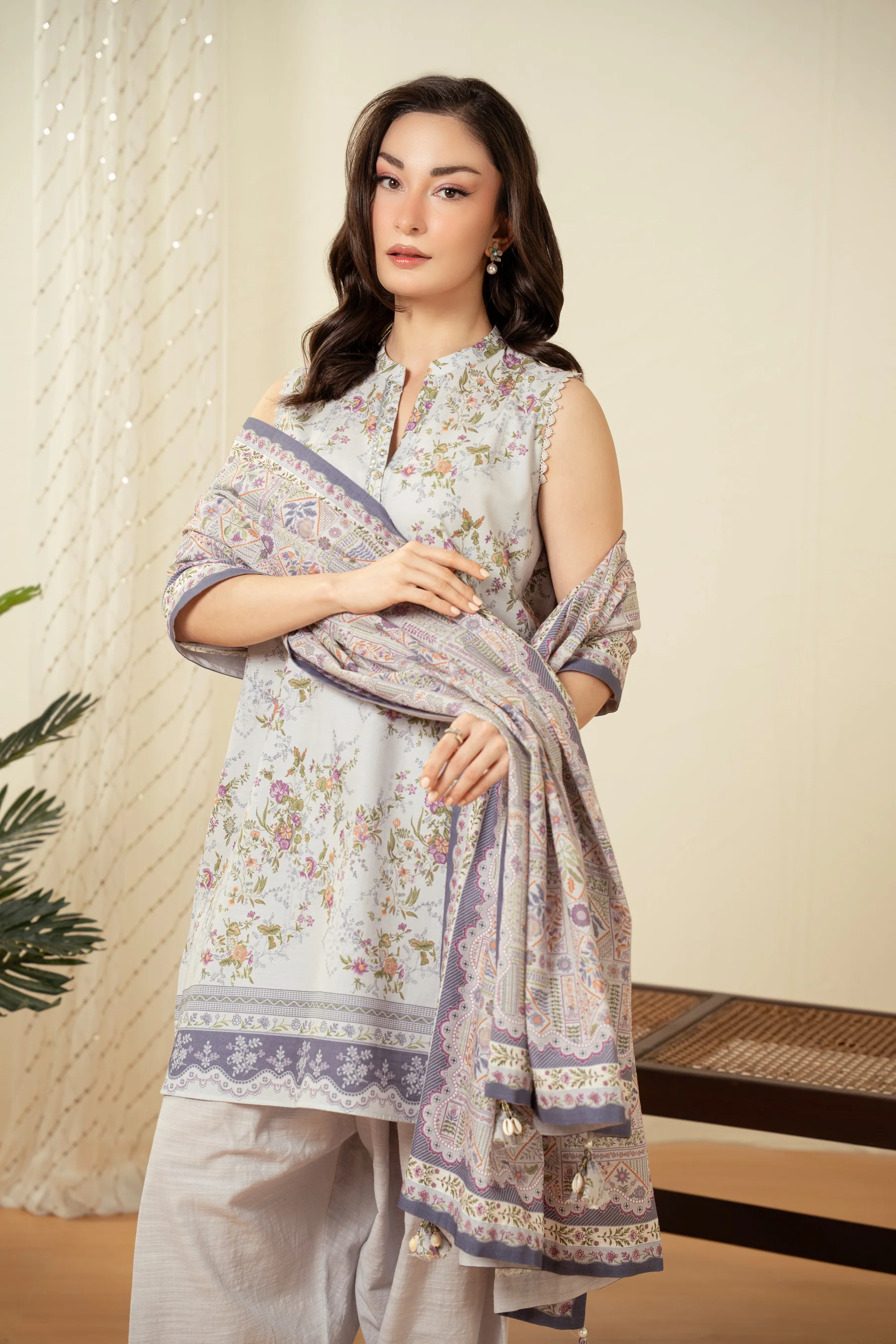 UNSTITCHED PRINTED SUIT - Image 2