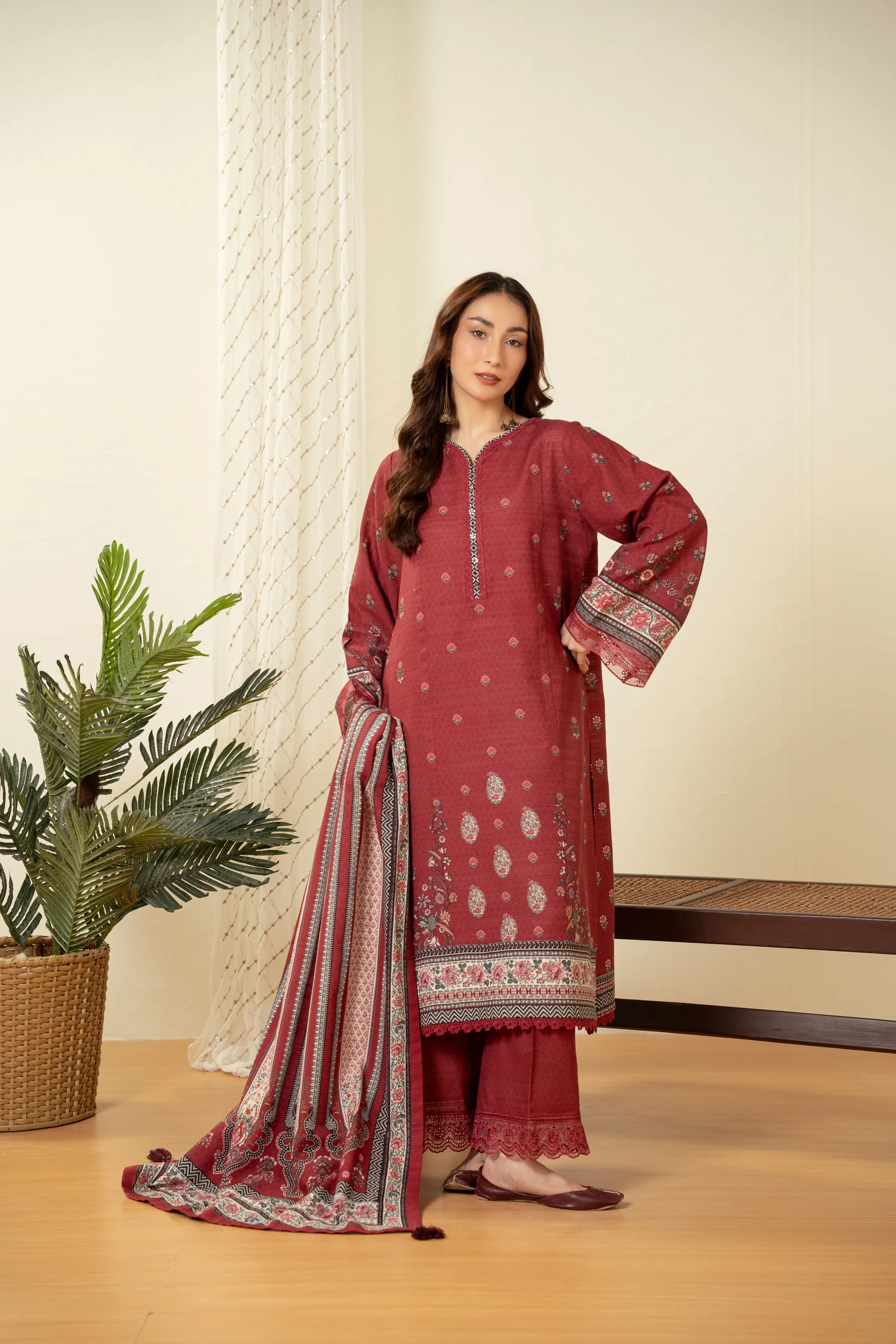 UNSTITCHED PRINTED SUIT - Image 4
