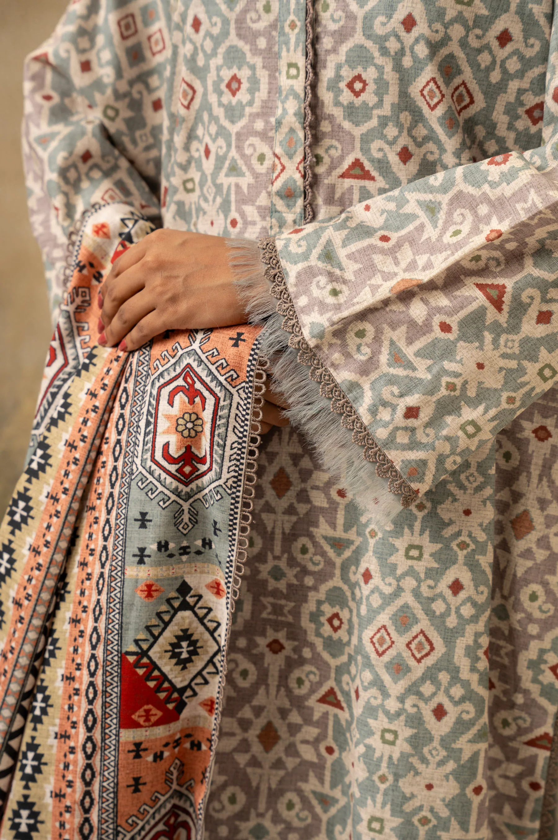UNSTITCHED DIGITAL PRINTED SUIT - Image 2