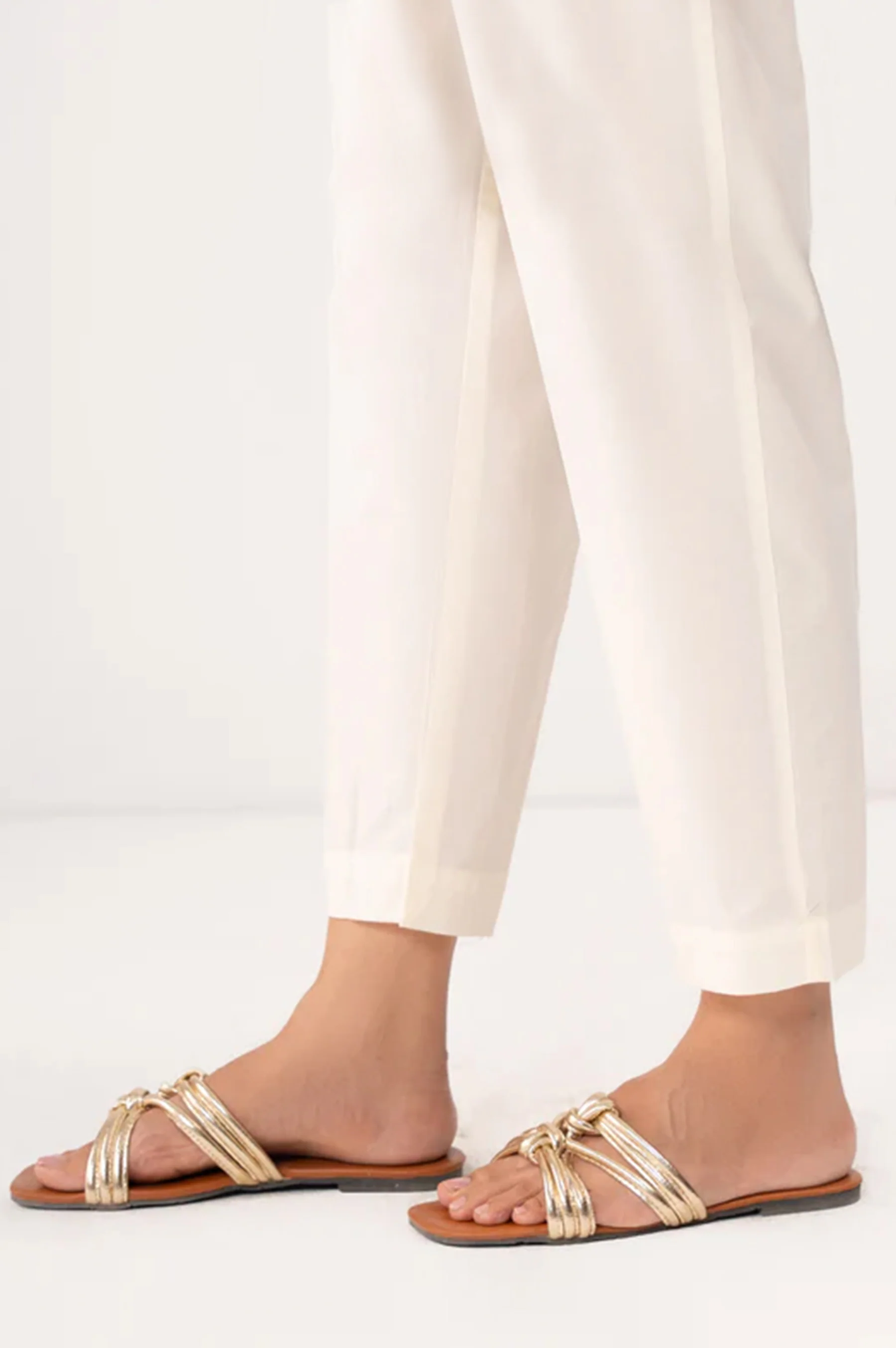 Basic Cambric Cigarette Pants - Regular Fit - Image 2