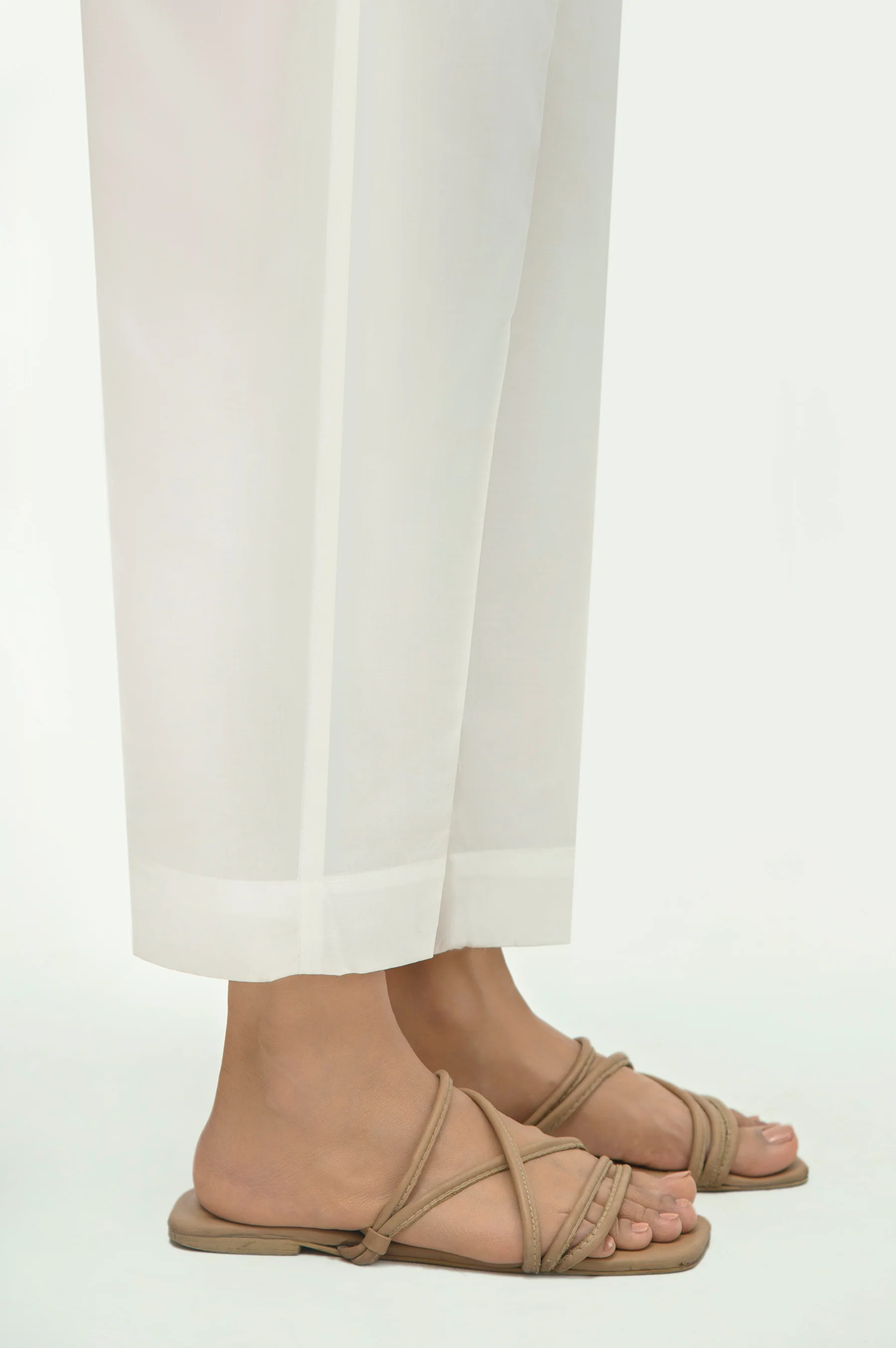 Basic Cambric Cigarette Pants - Regular Fit - Image 2