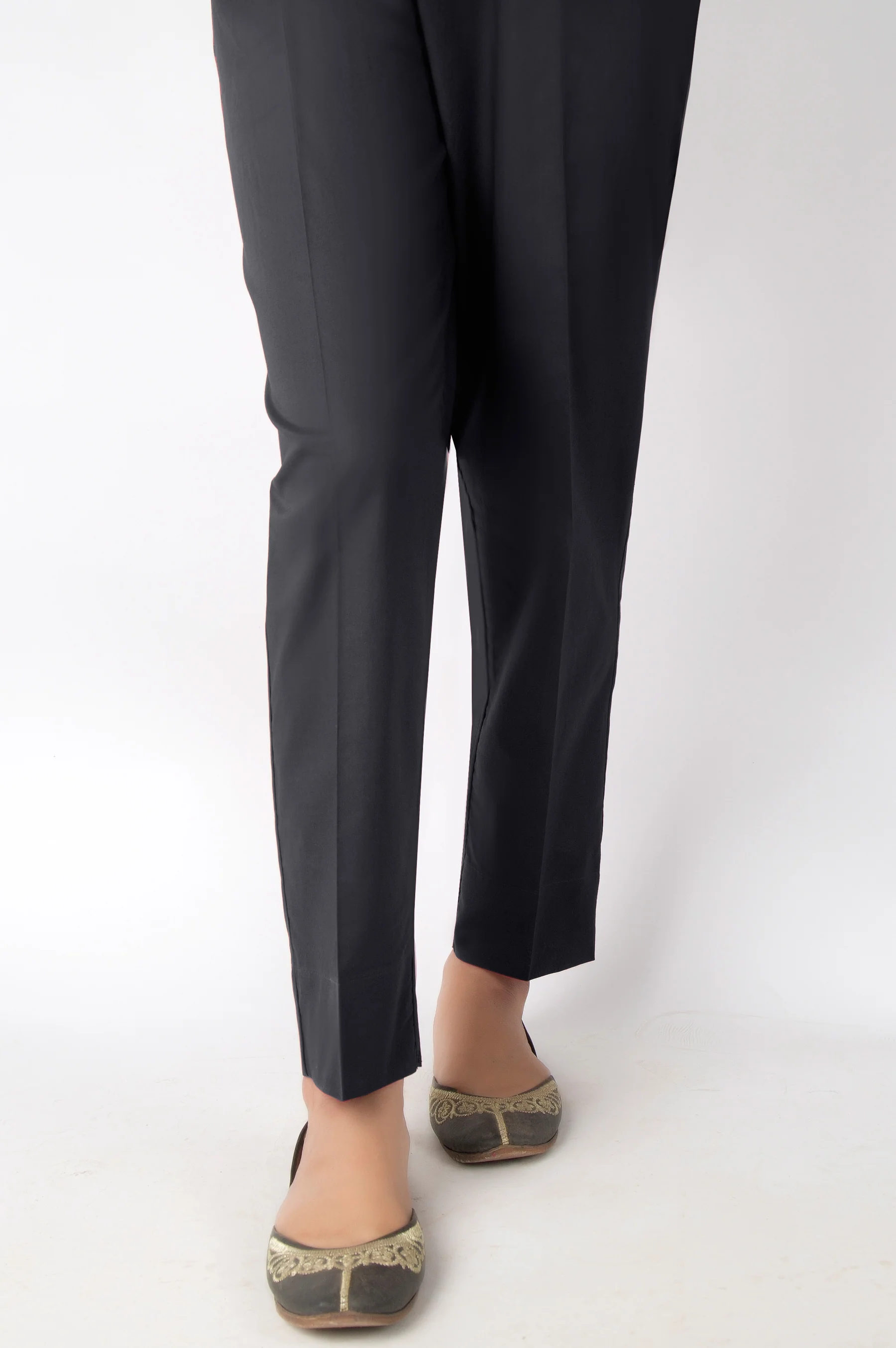 Basic Cambric Cigarette Pants - Black - Image 2