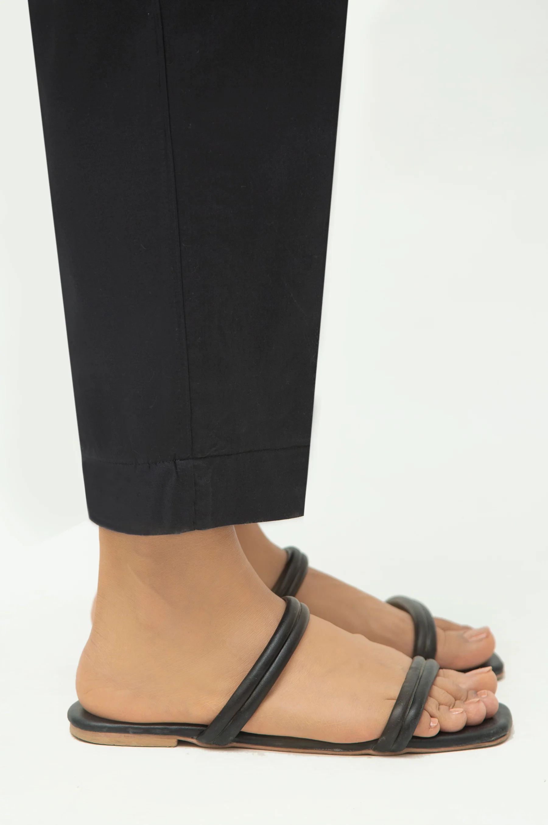 Basic Cambric Pants - Relax Fit - Image 2