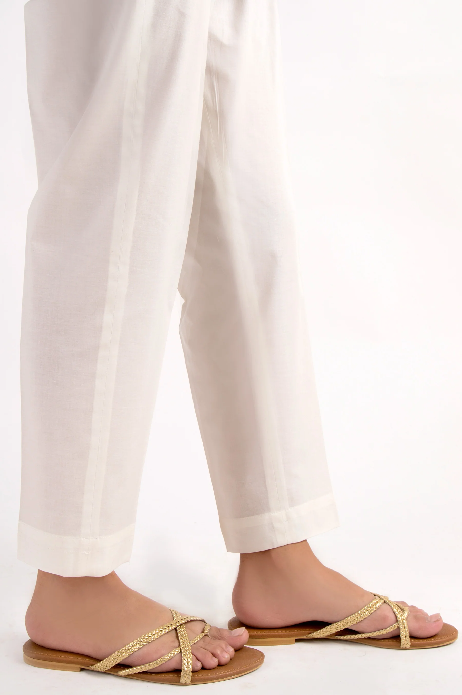Cambric Basic Plain Cigarette Pants - White