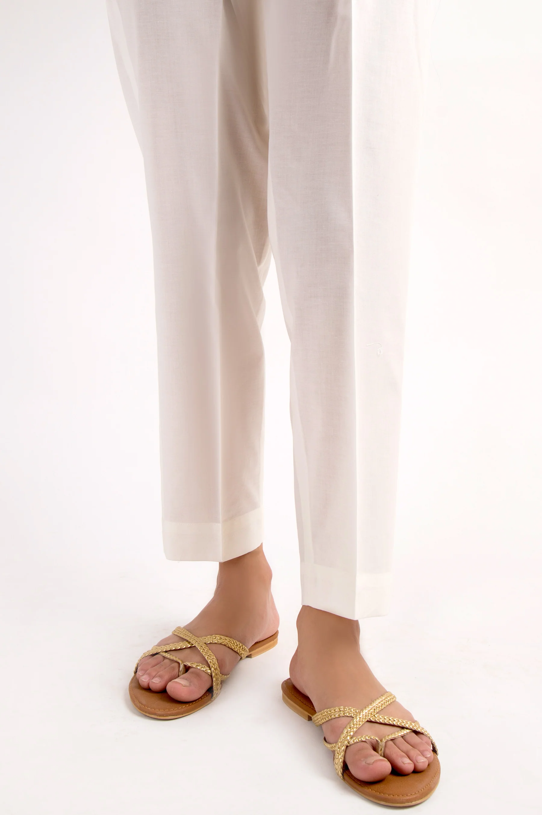 Cambric Basic Plain Cigarette Pants - White - Image 2