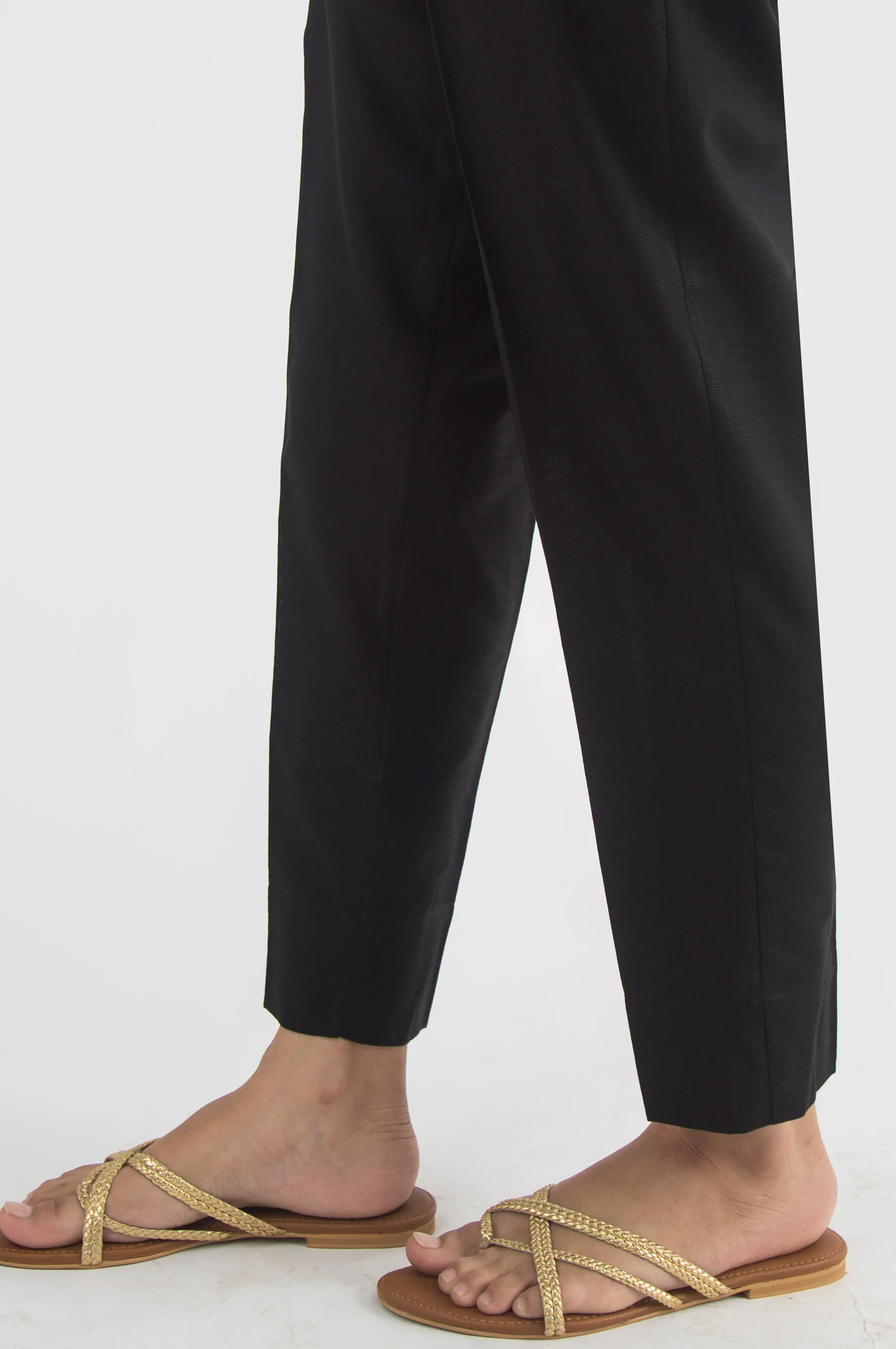 Basic Khaddar Cigarette Pants -Black - Image 2