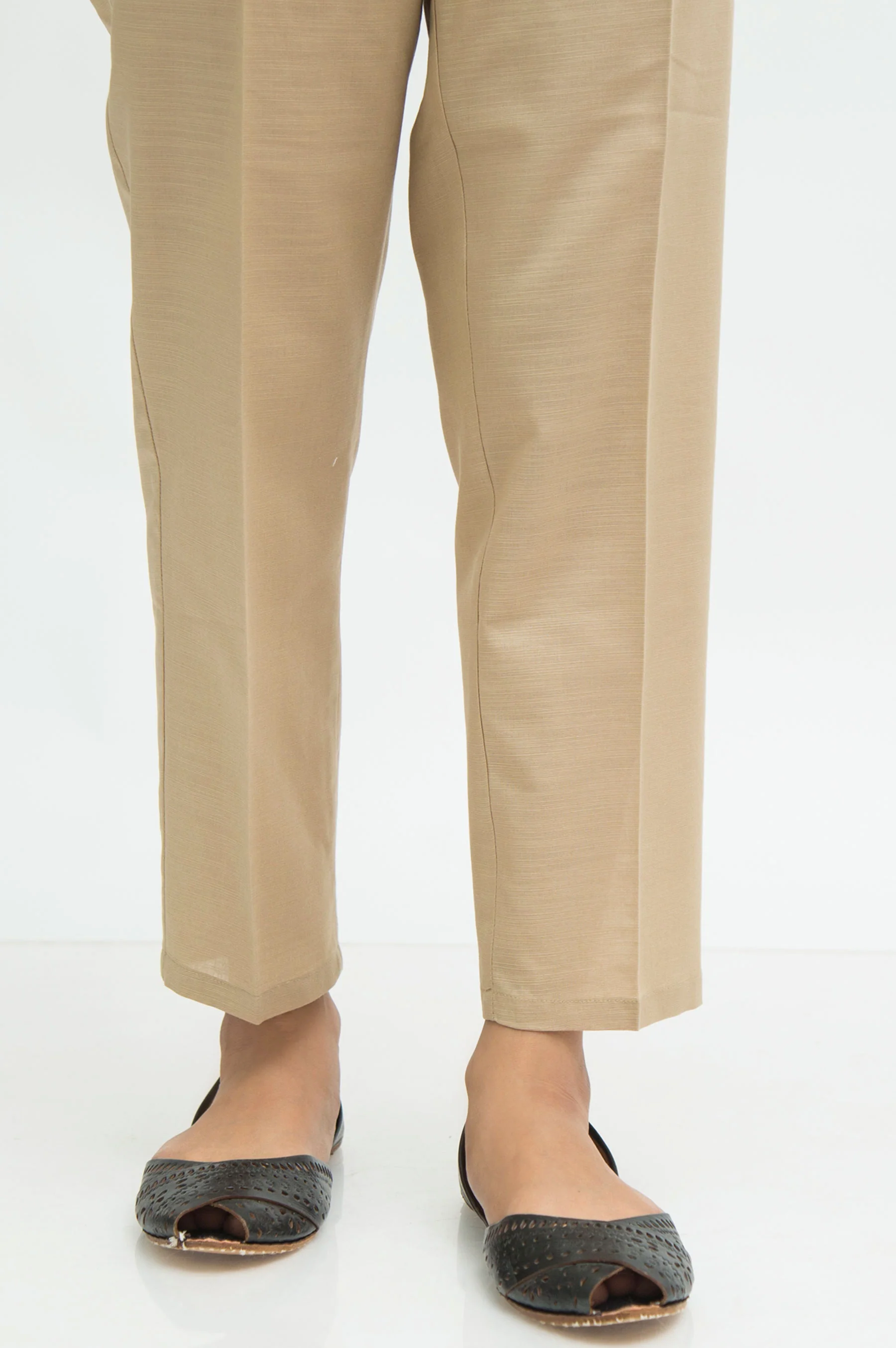 Basic Khaddar Cigarette Pants - Beige - Image 3