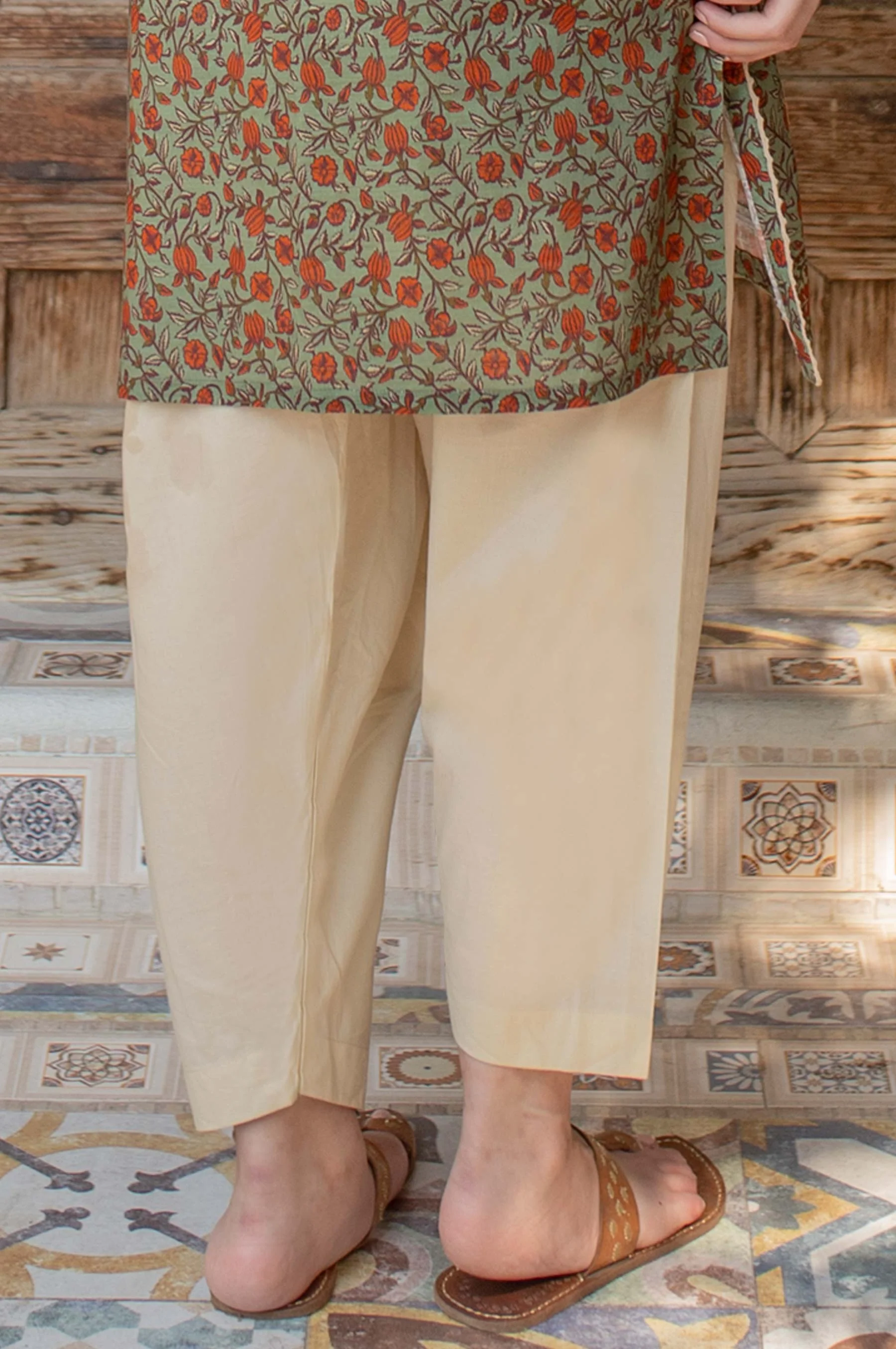 Basic Plain Cigarette Pants - Beige - Image 2
