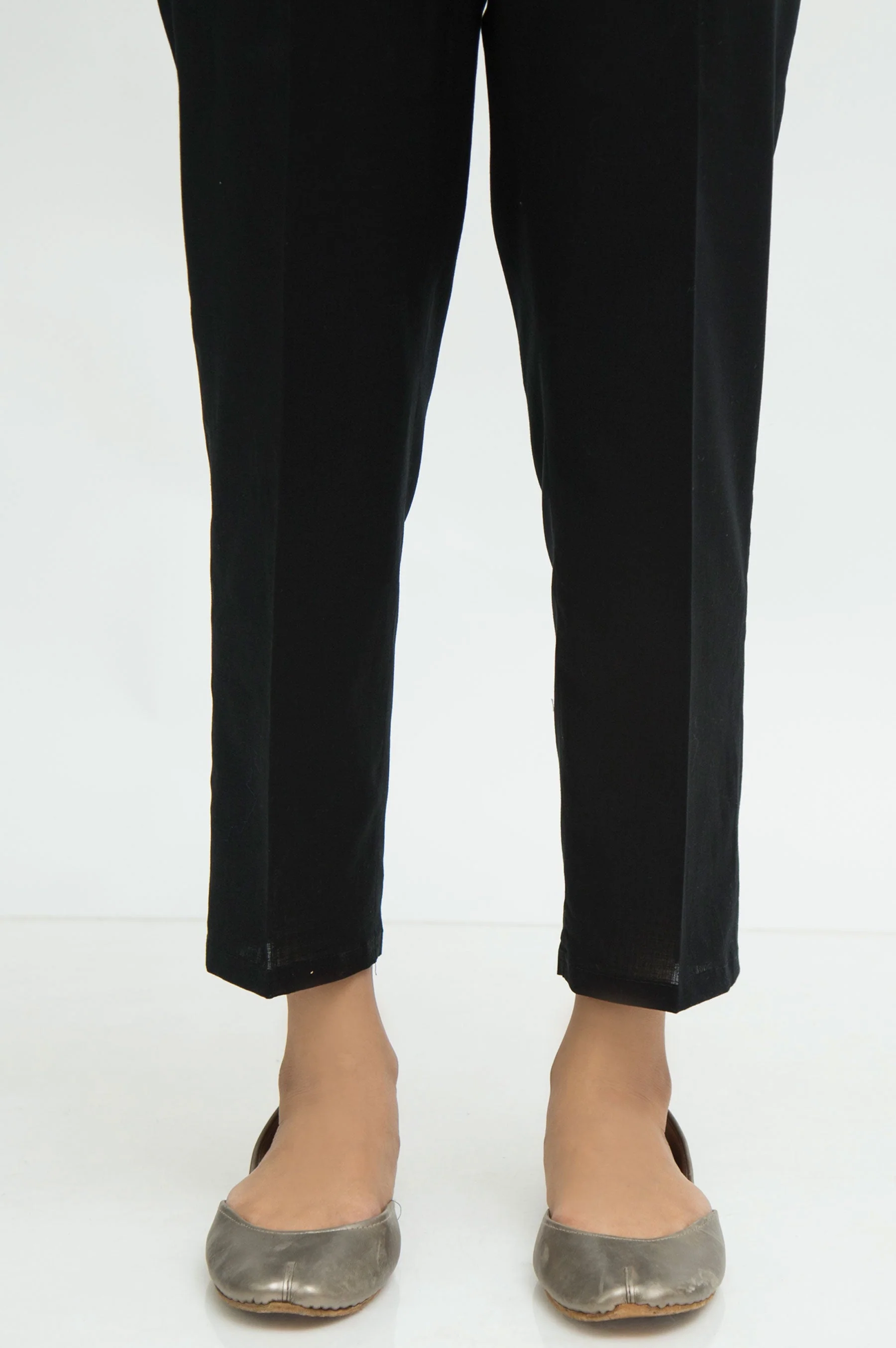 Basic Plain Khaddar Cigarette Pant - Black - Image 2