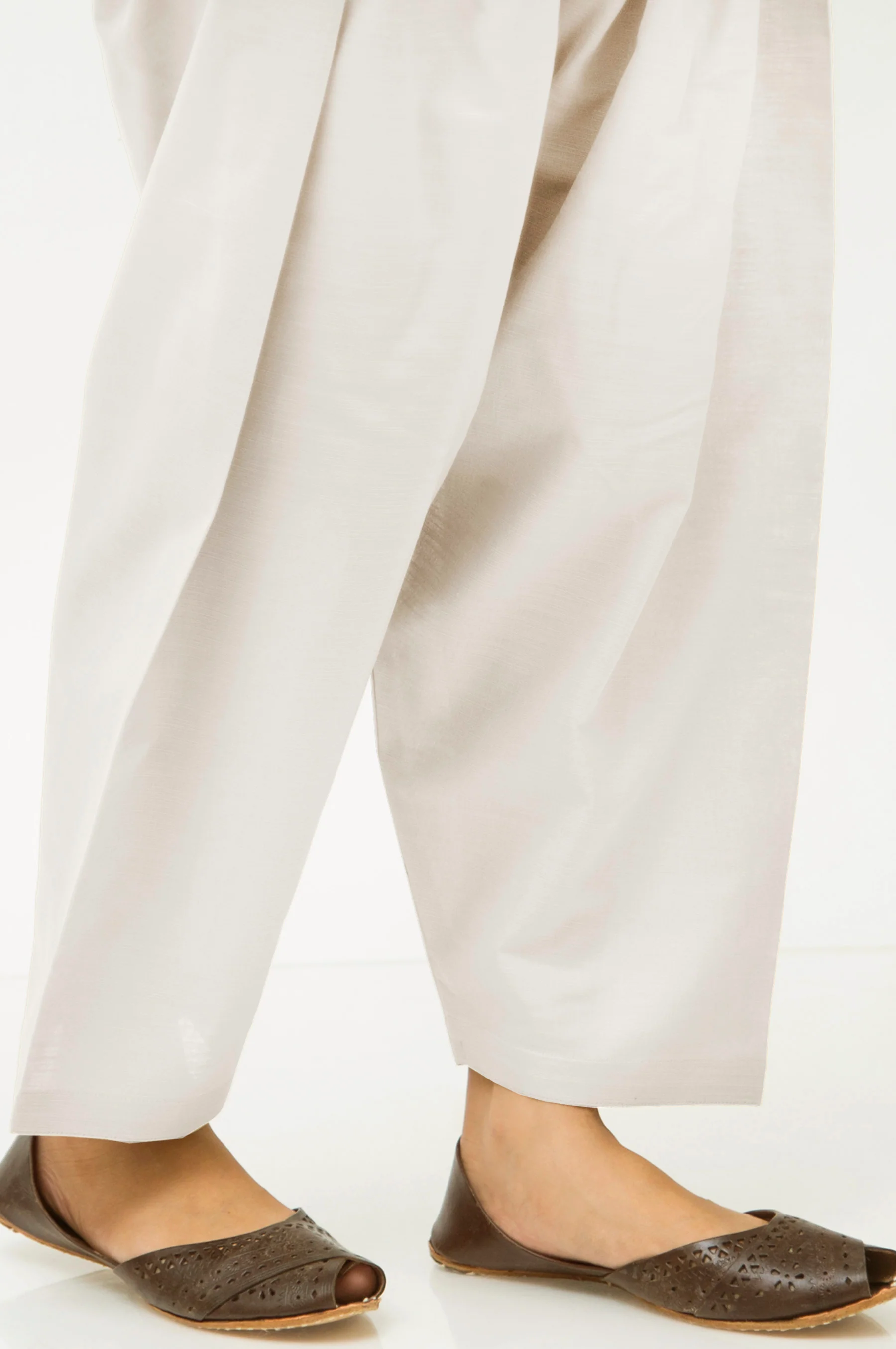 Basic Plain Khaddar Shalwar - Off White - Image 2