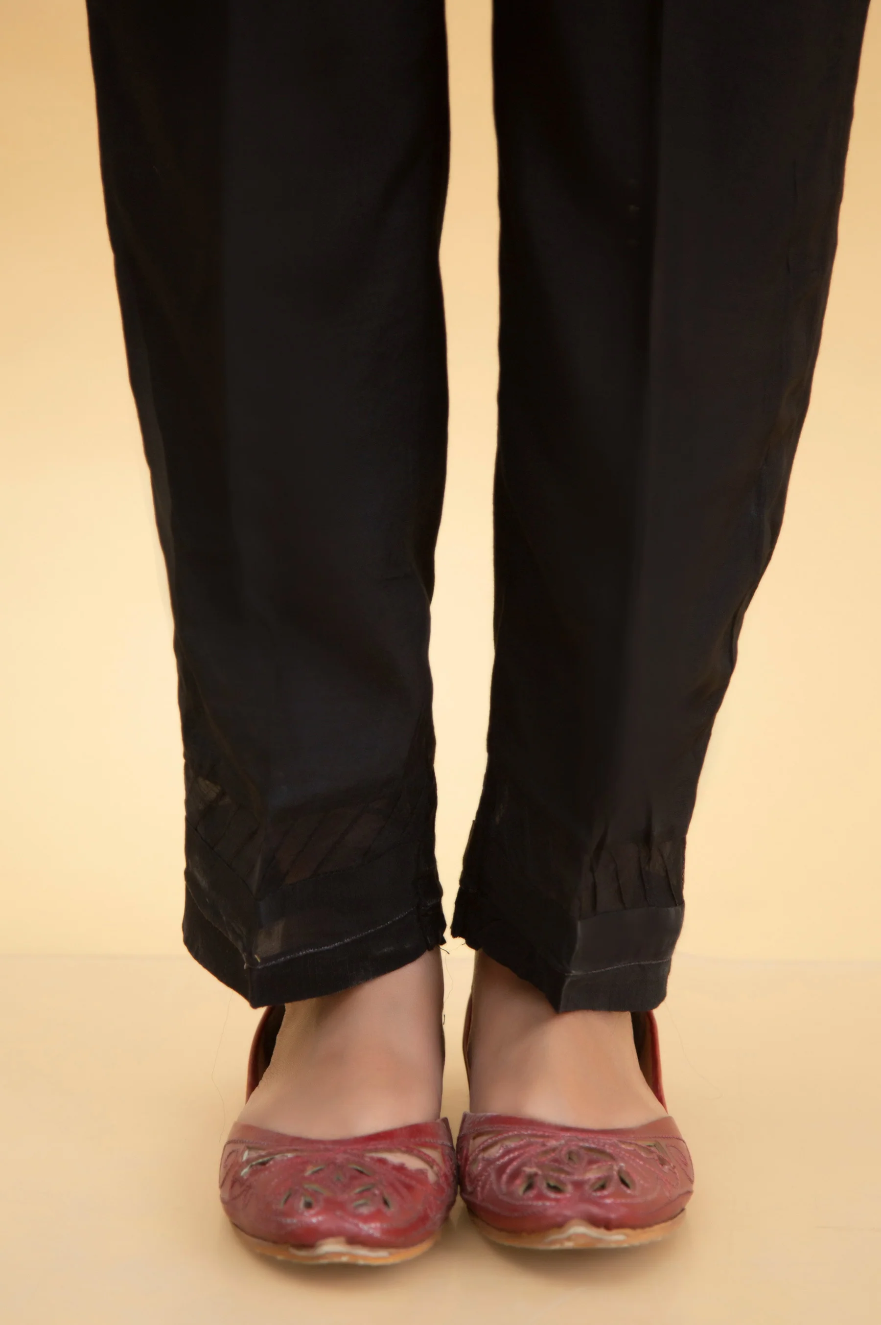 Basic Raw Silk Cigarette Pants - Black