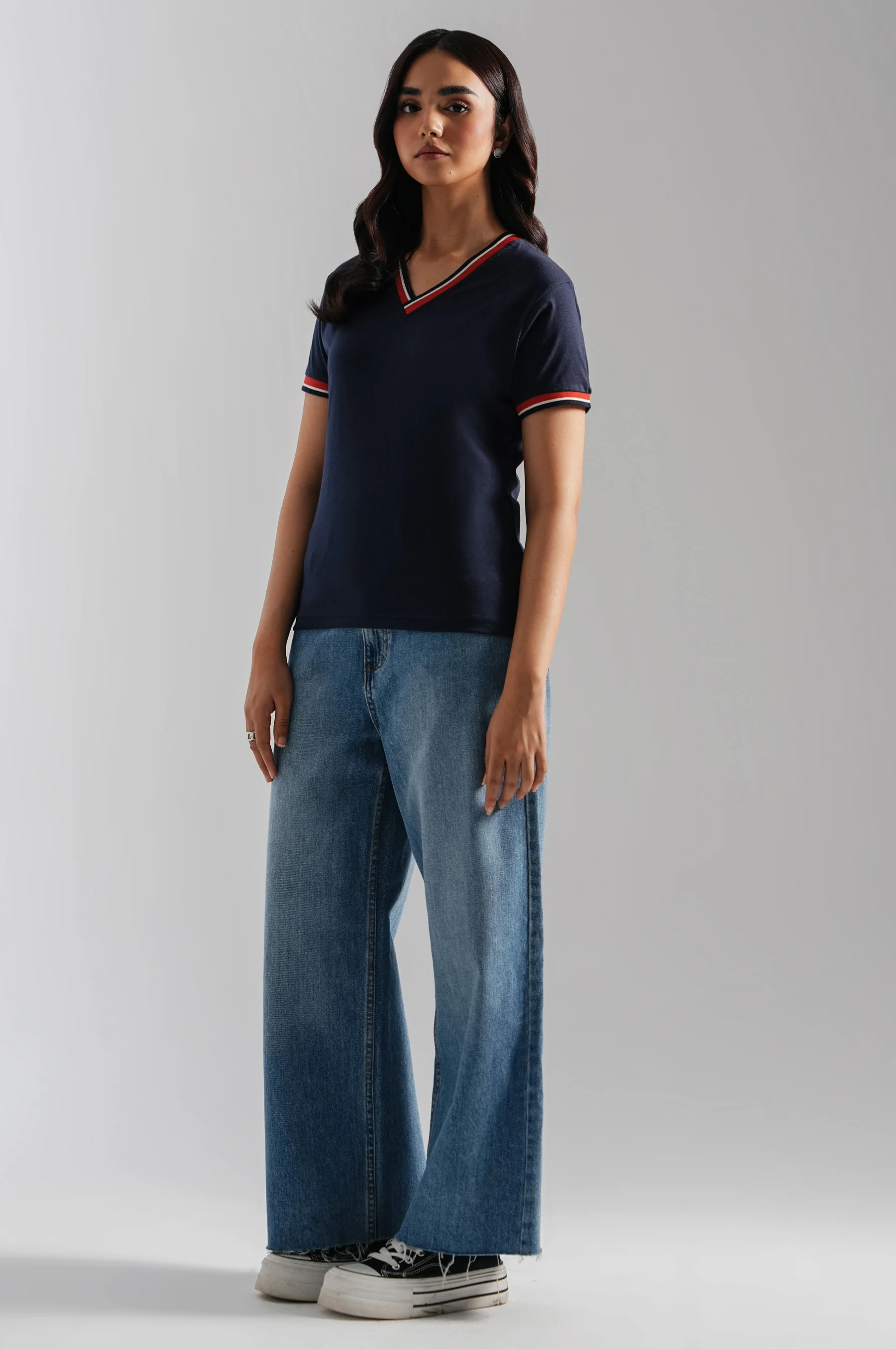 V-NECK TEE - Image 3