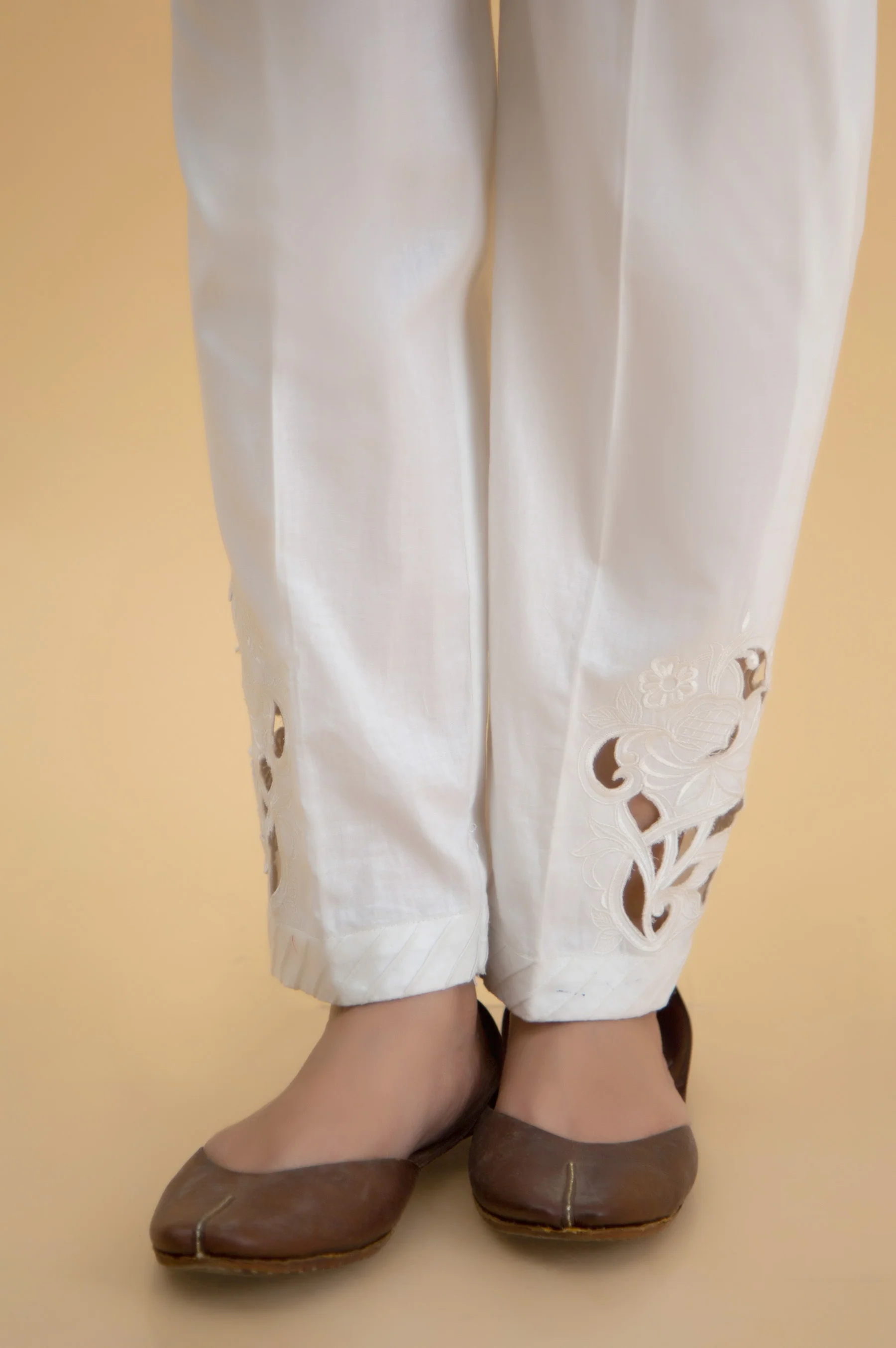 Embroidered Cambric Cigarette Pants - Image 4