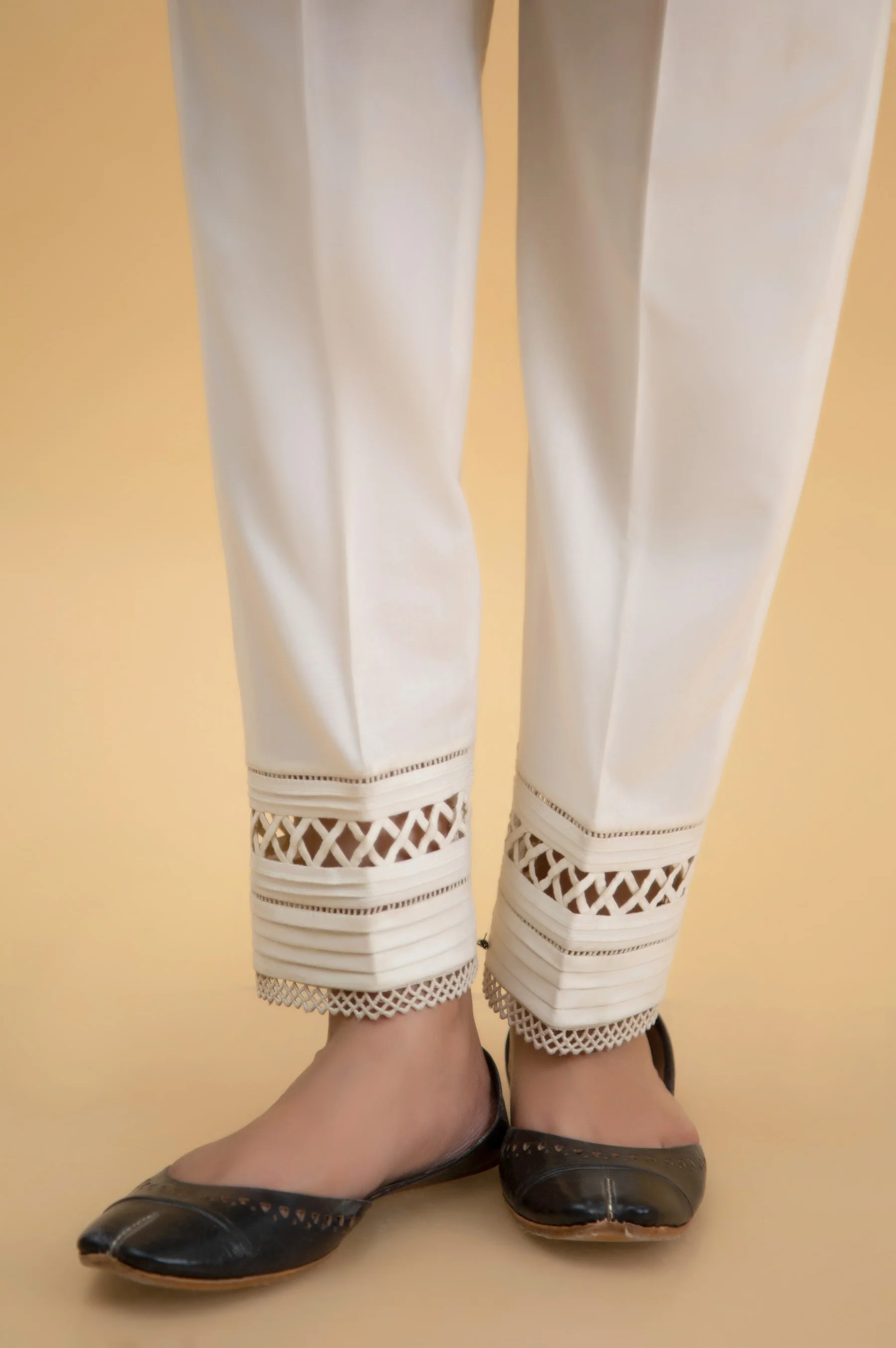 Embroidered Cambric Cigarette Pants - Image 4