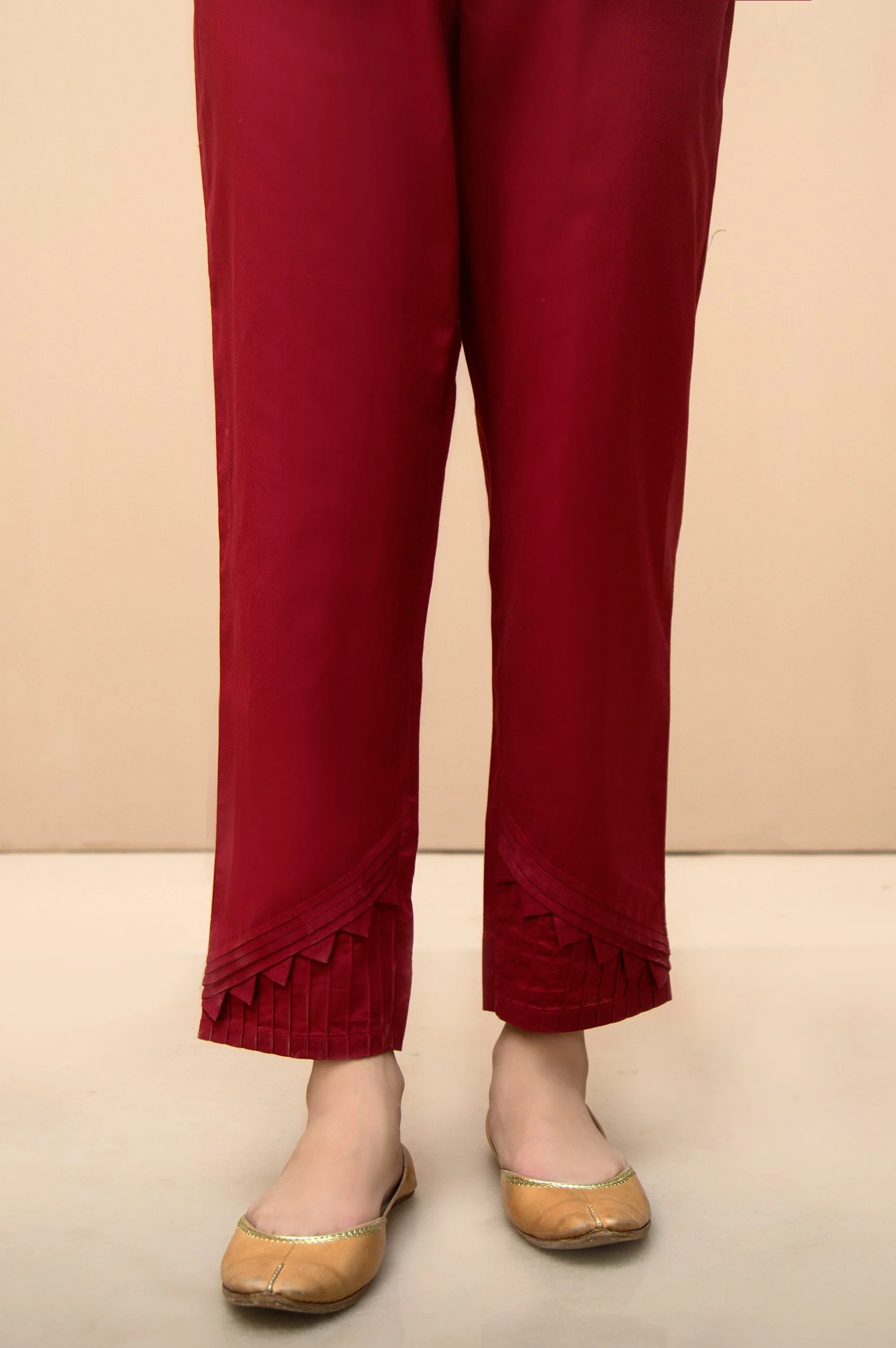 Embellished Cambric Cigarette Pants - Maroon