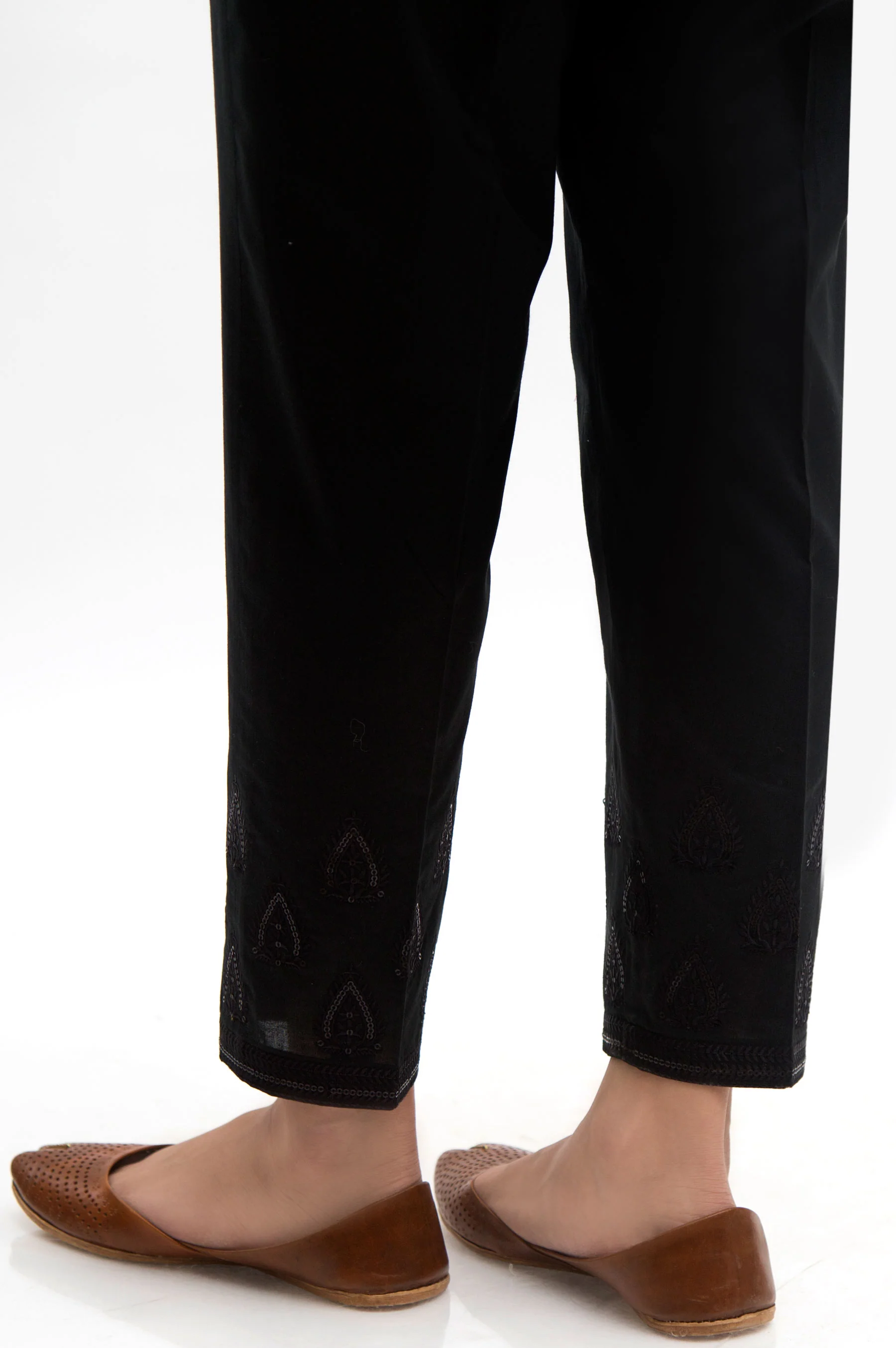 Embroidered Cambric Cigarette Pants - Black - Image 2