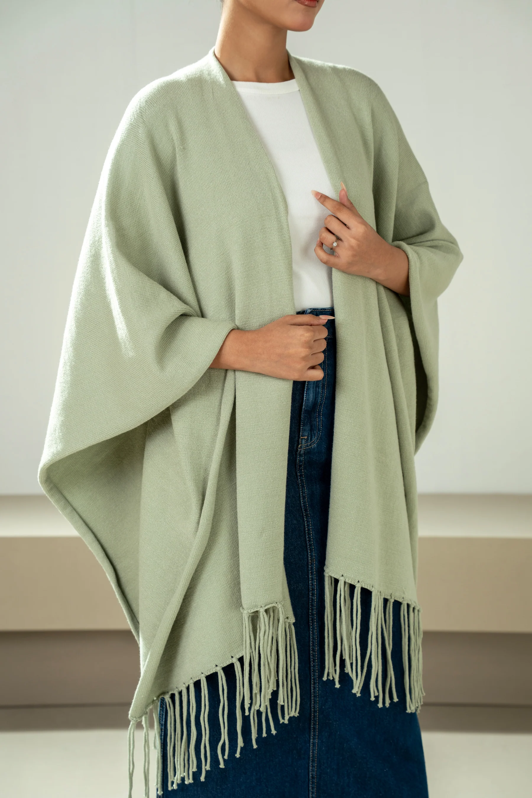 CAPE SHAWL - Image 2