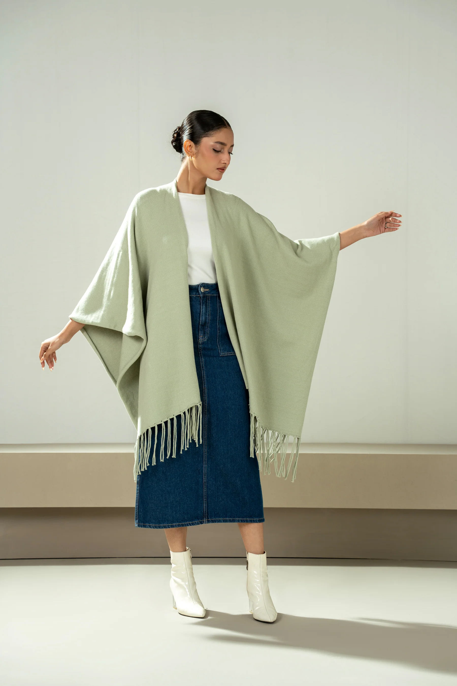 CAPE SHAWL - Image 4