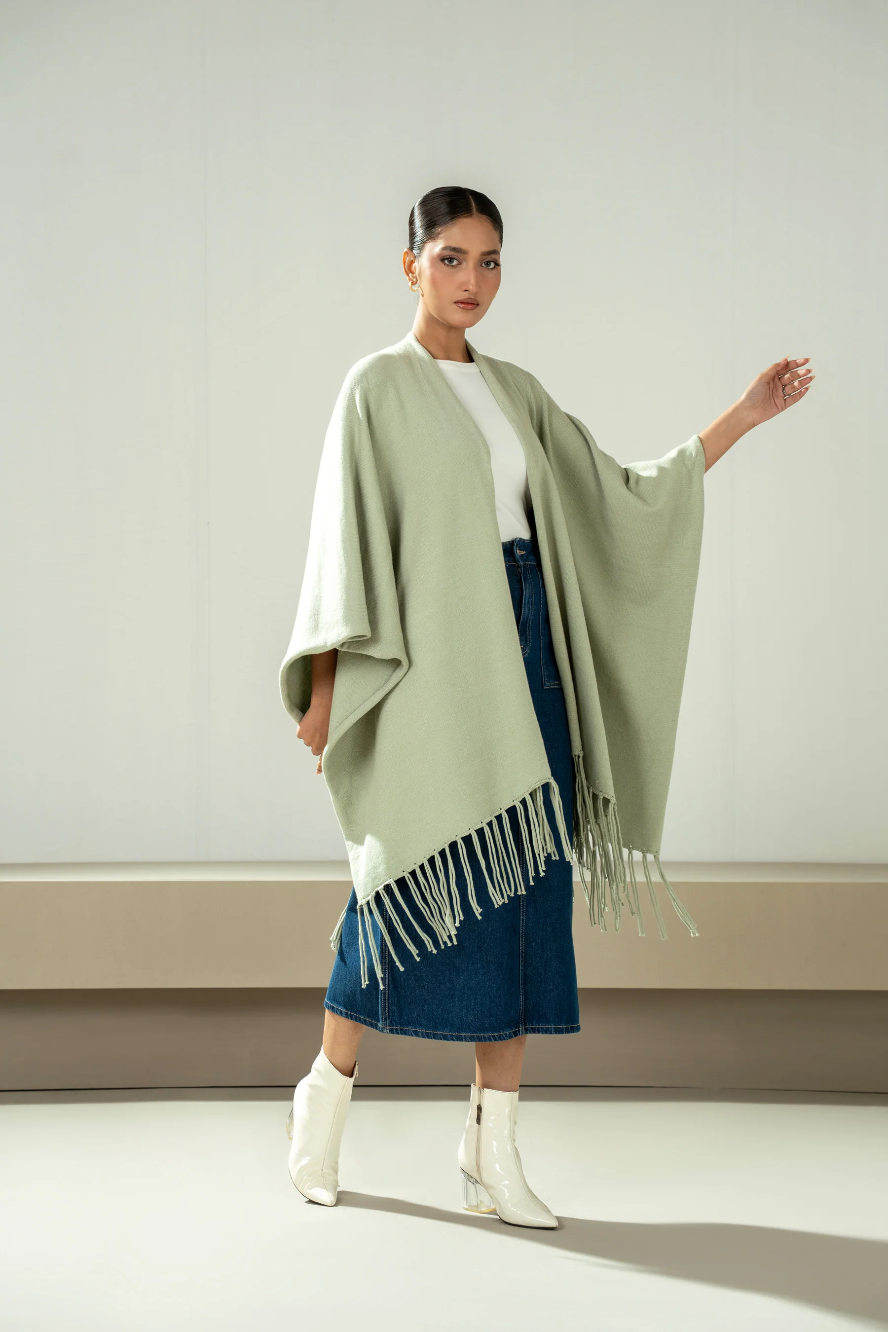 CAPE SHAWL - Image 5