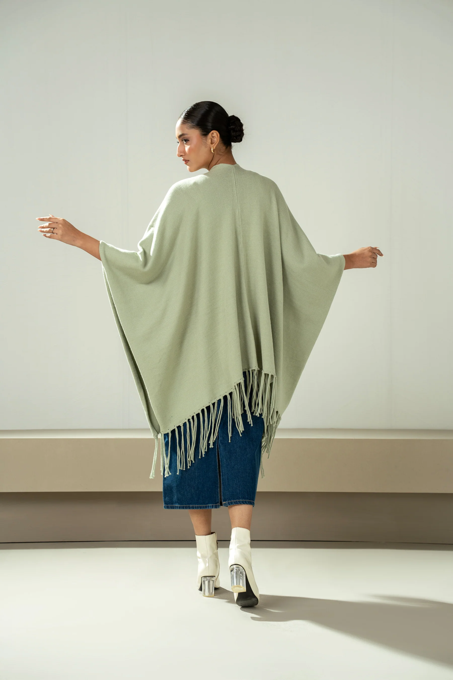 CAPE SHAWL - Image 6