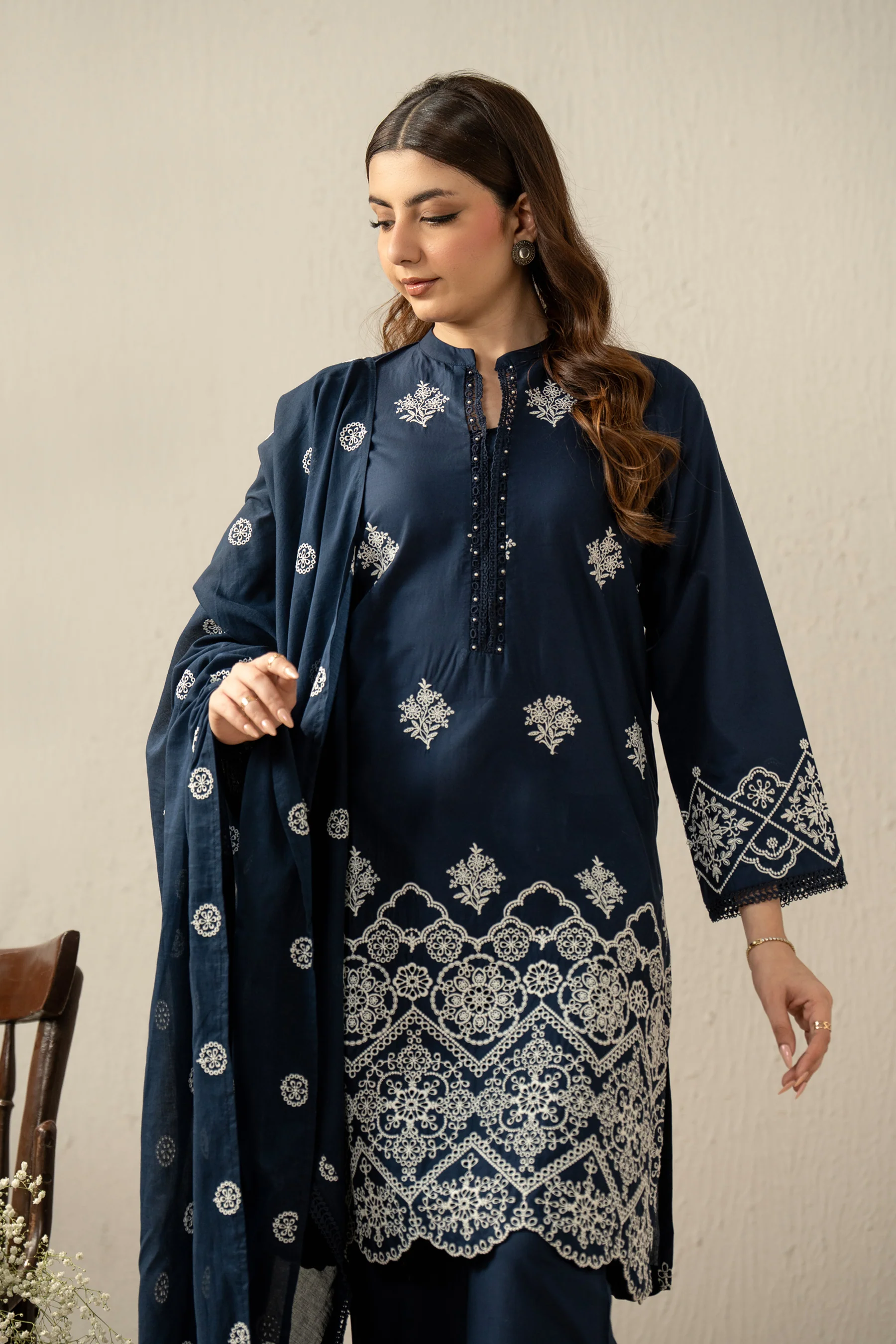 EMBROIDERED CHIKANKARI LAWN STITCHED 3 PIECE SUIT - Image 3