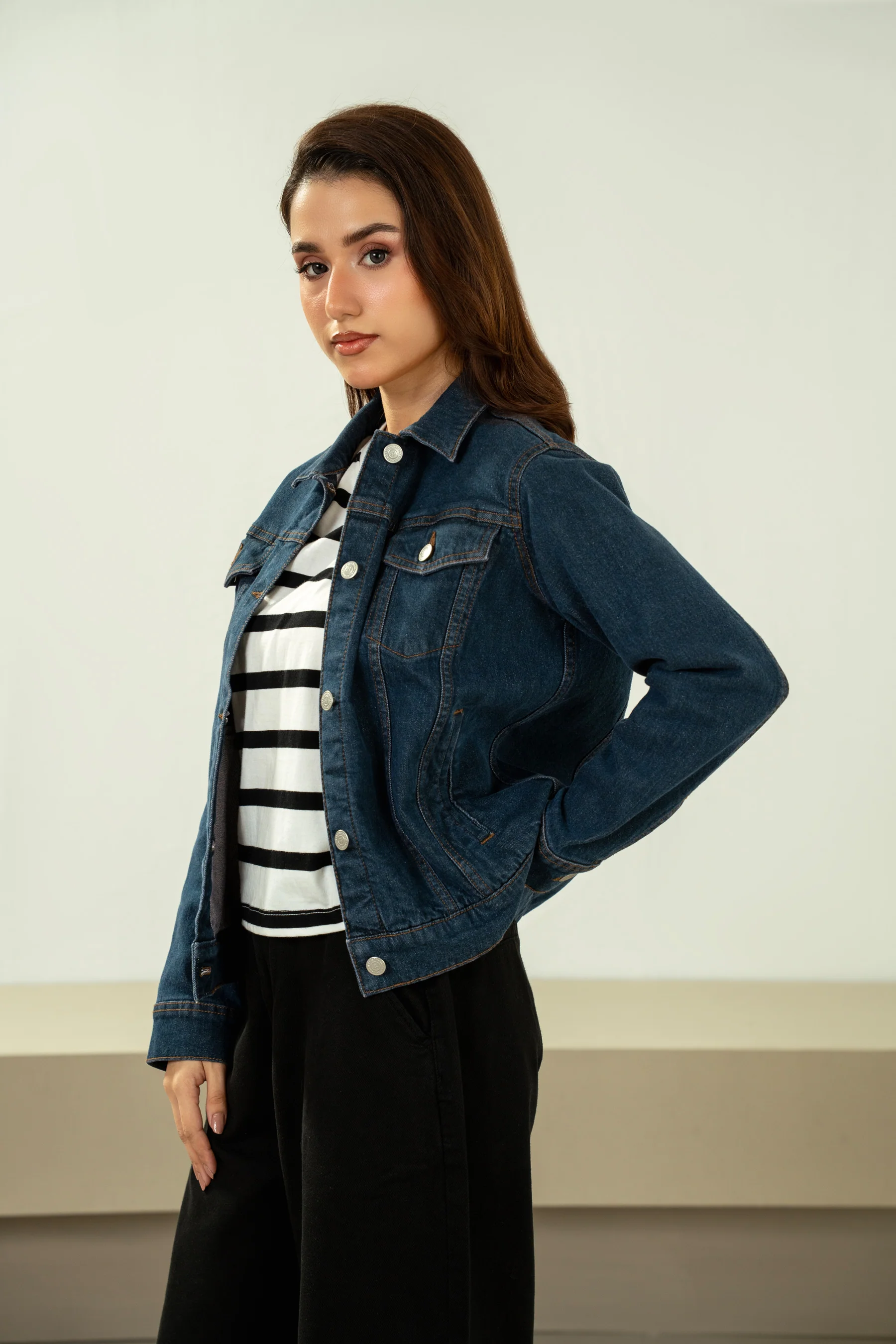 TRUCKER DENIM JACKET - Image 5