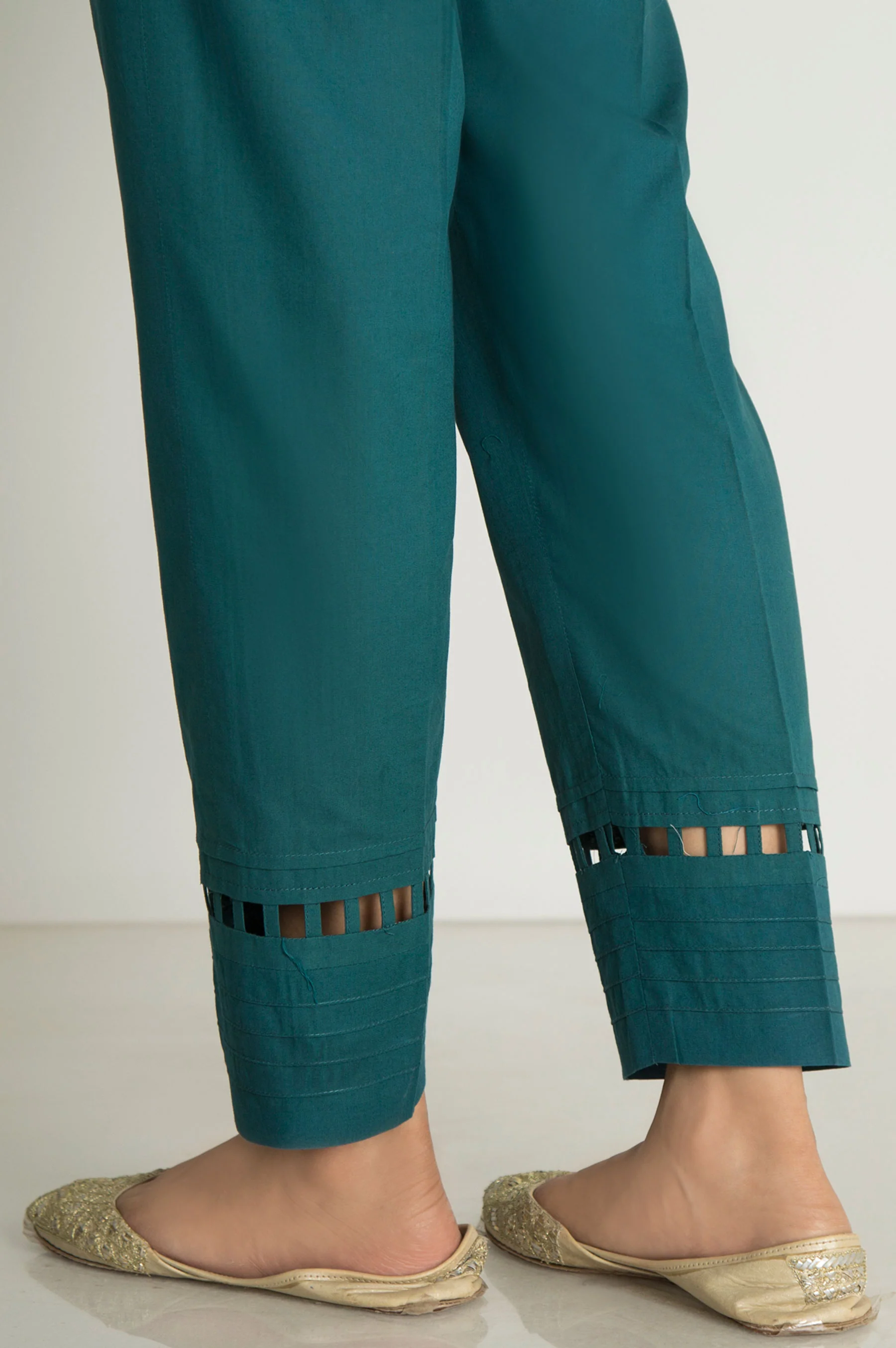 Color Cigarette Pants - Black - Image 3