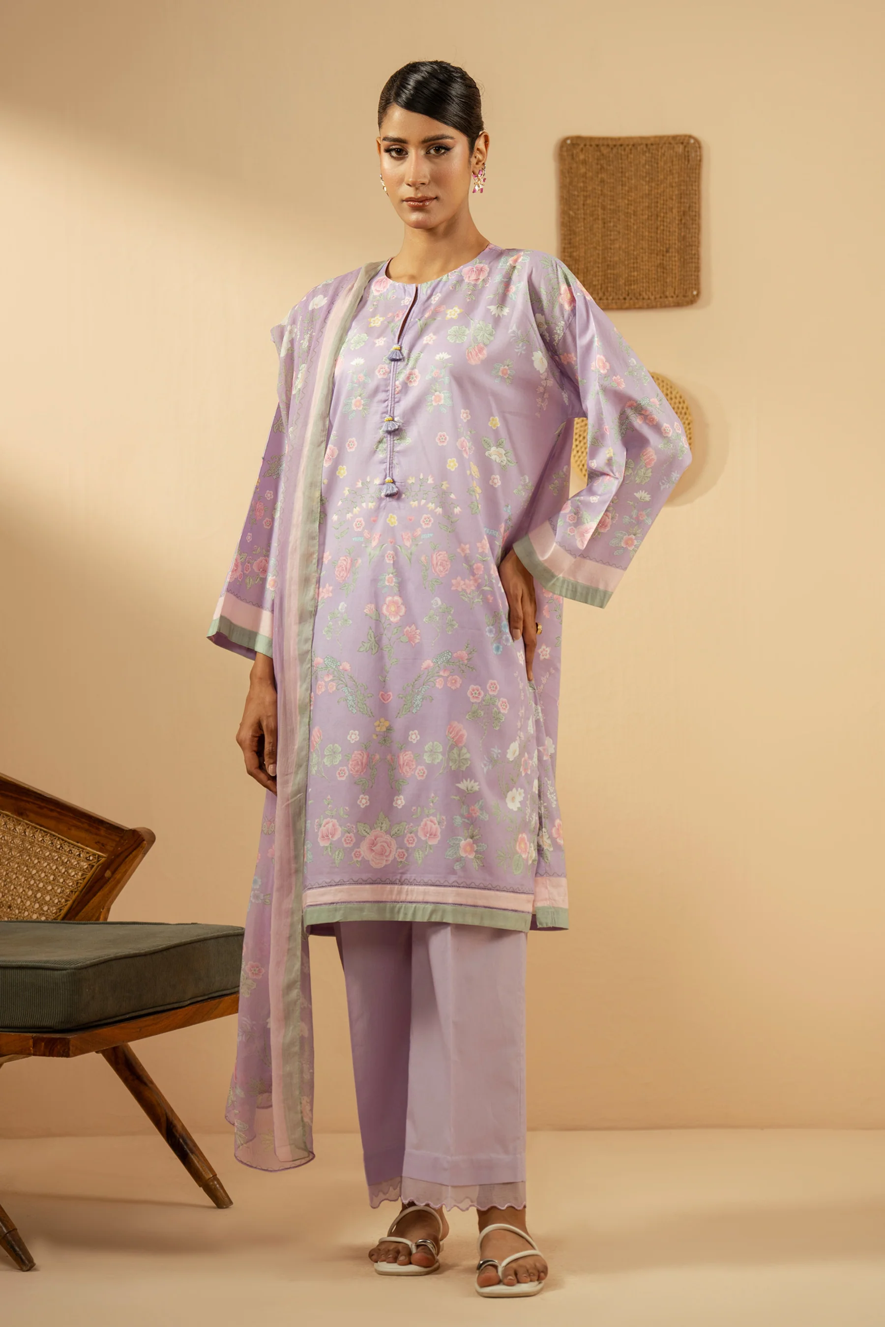 PRINTED LAWN STITCHED 3 PIECE SUIT