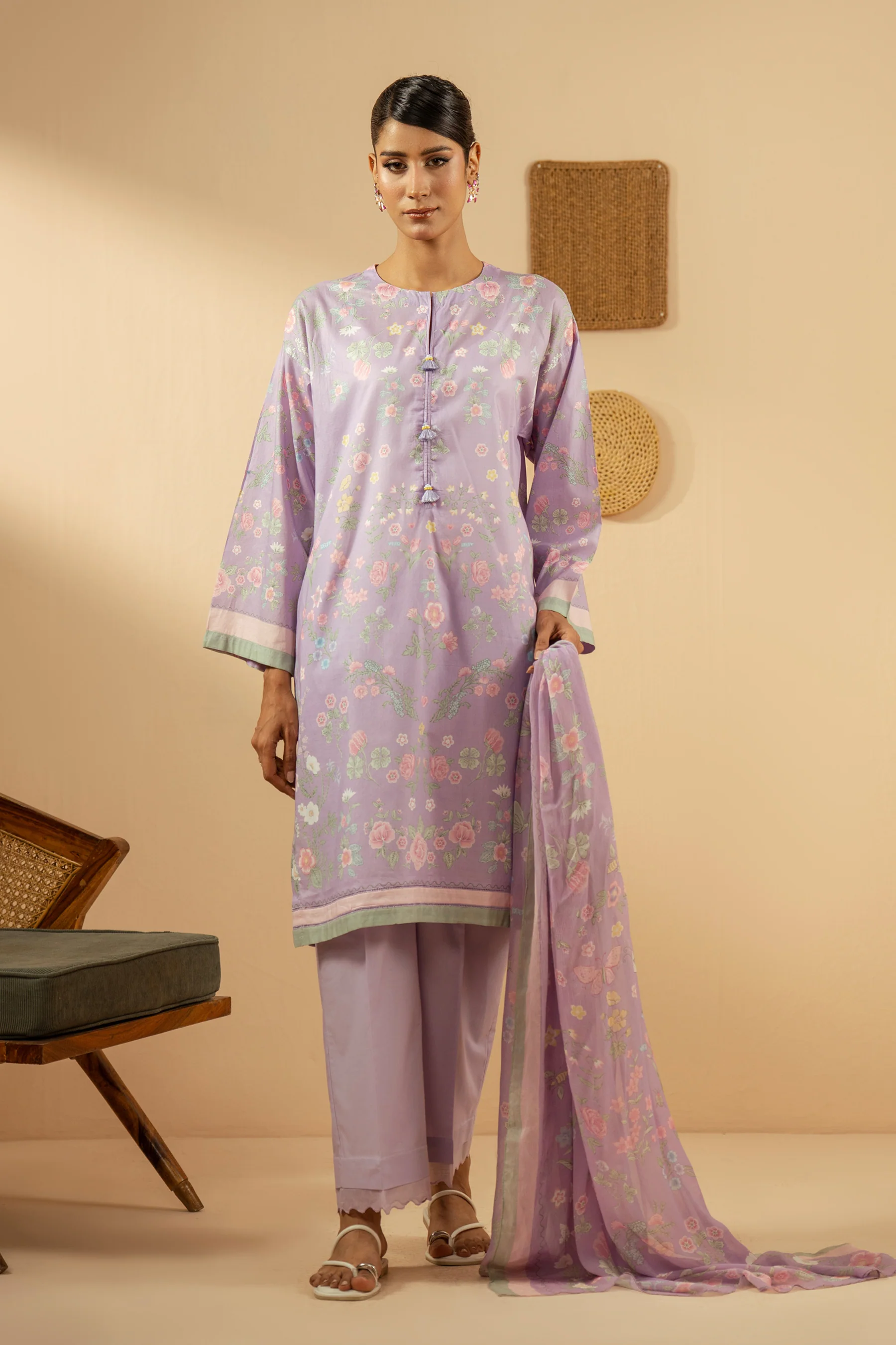 PRINTED LAWN STITCHED 3 PIECE SUIT - Image 3